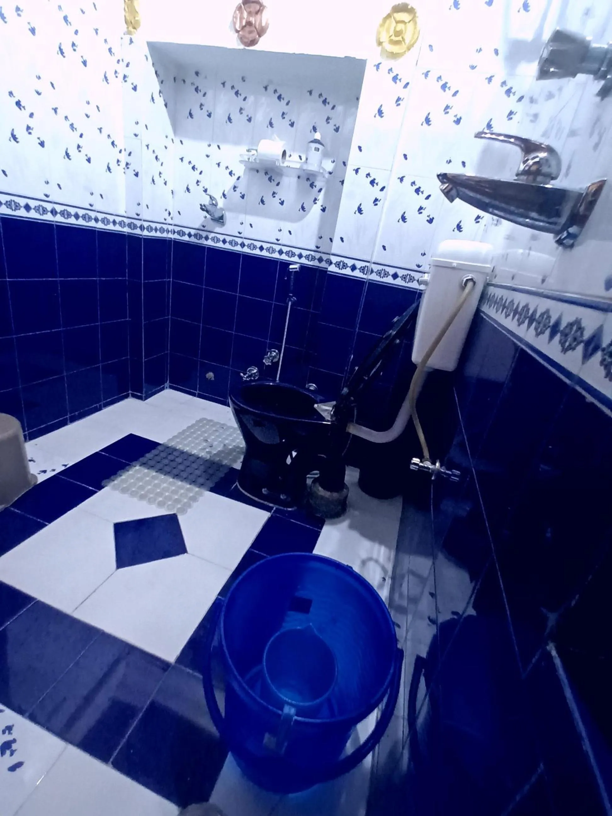 Bathroom in SAJI SANWRI Heritage Inn Haveli