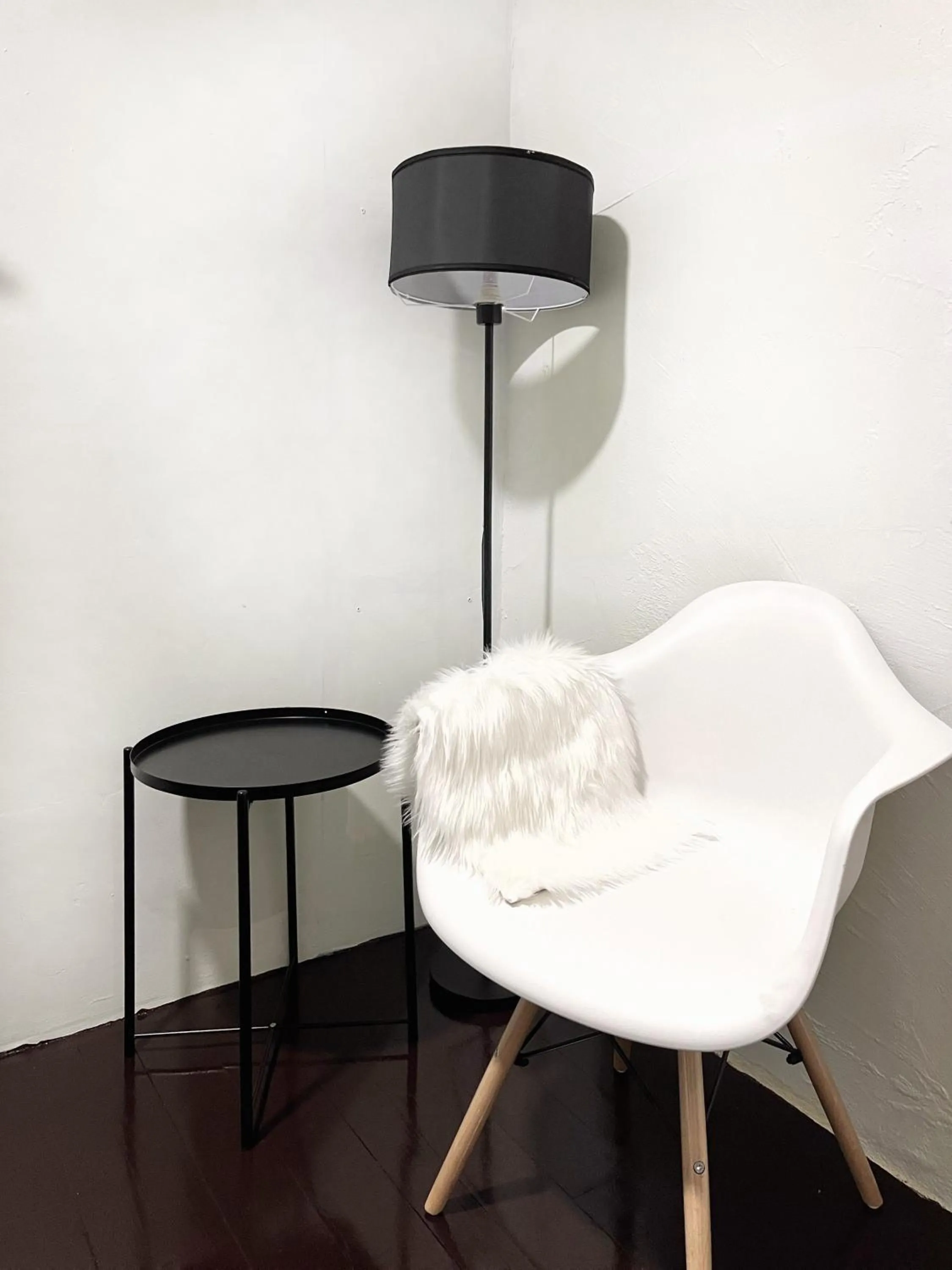 Seating area in Pine Muntri