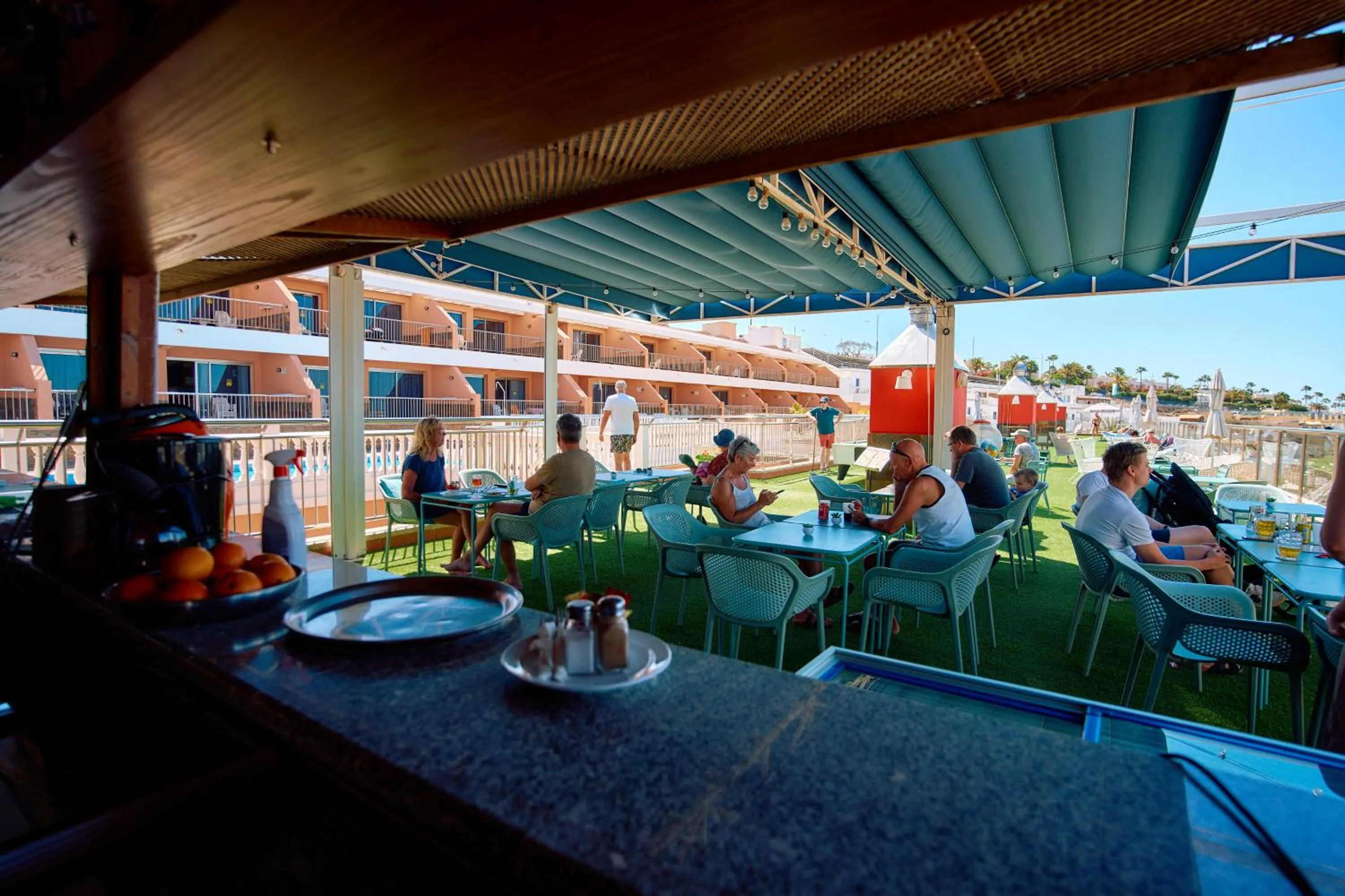 Restaurant/places to eat in Balcon del Mar