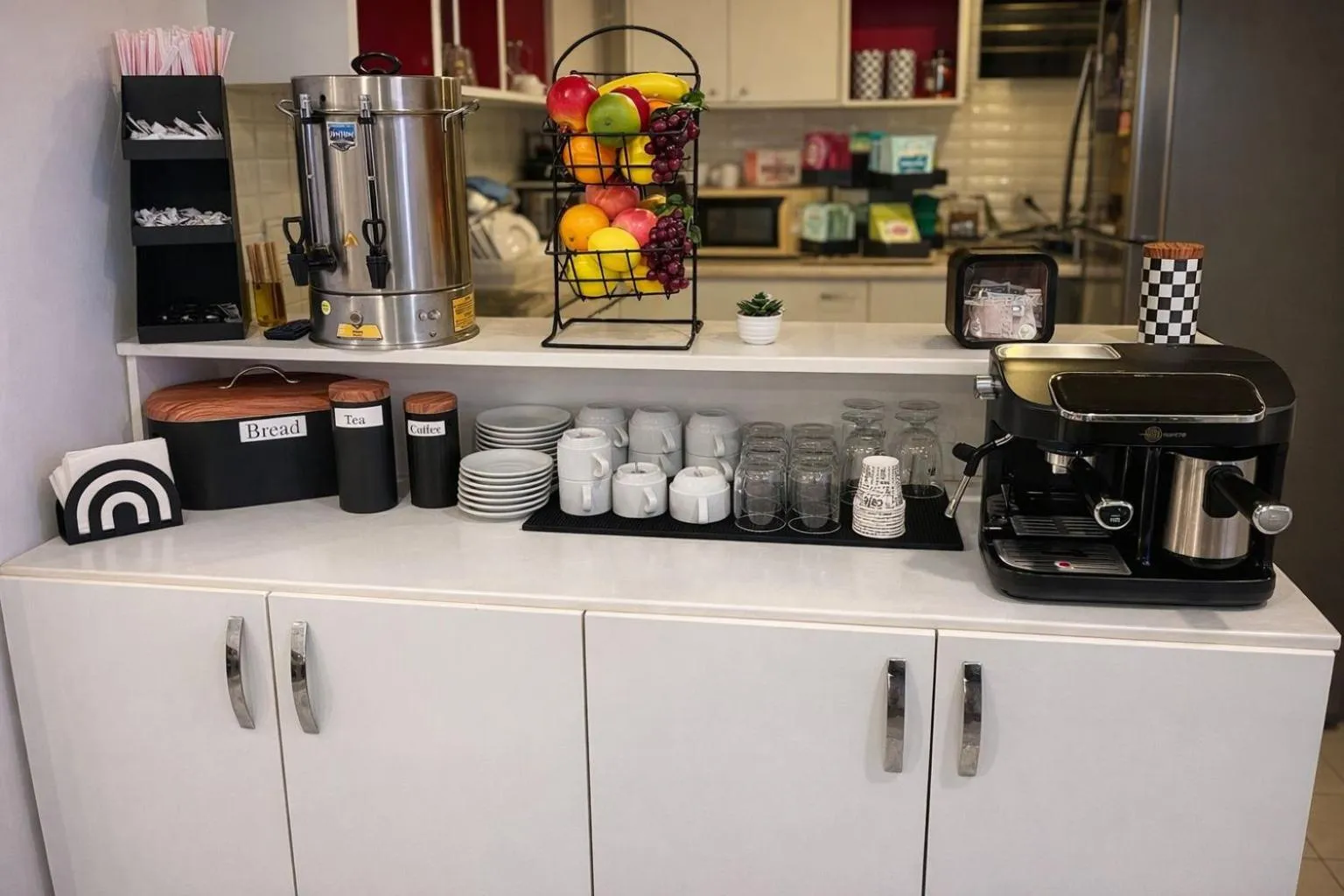 Kitchen or kitchenette in The Print House Hotel