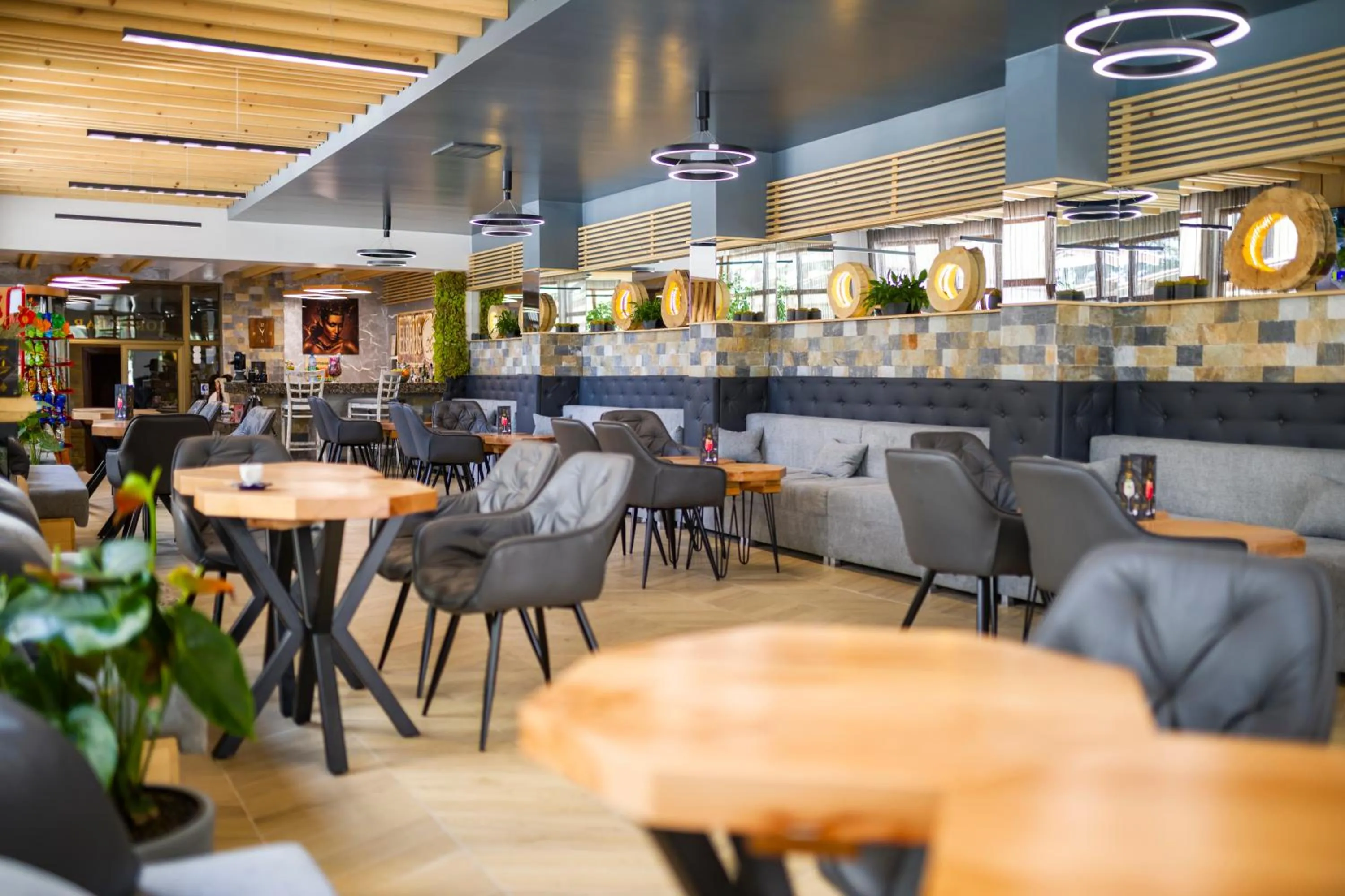 Lounge or bar in SPA Hotel Elbrus