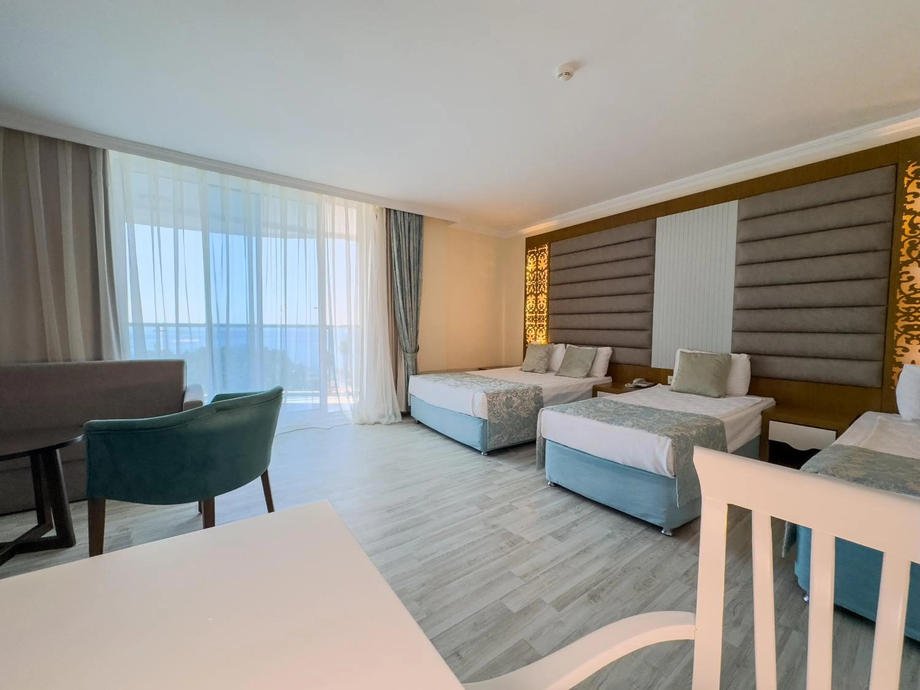 Bed in Concordia Celes Beach Hotel