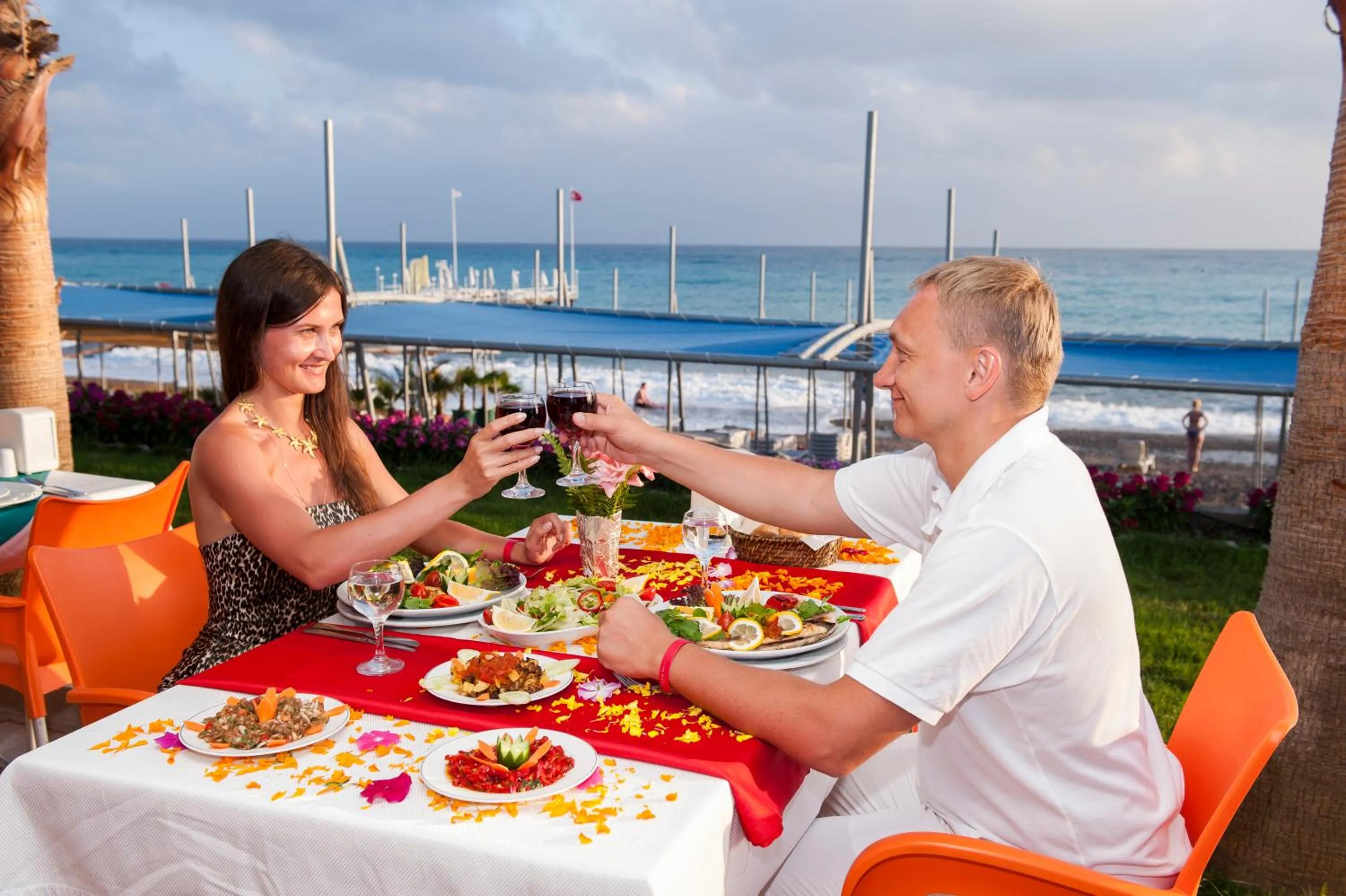 Restaurant/places to eat in Concordia Celes Beach Hotel