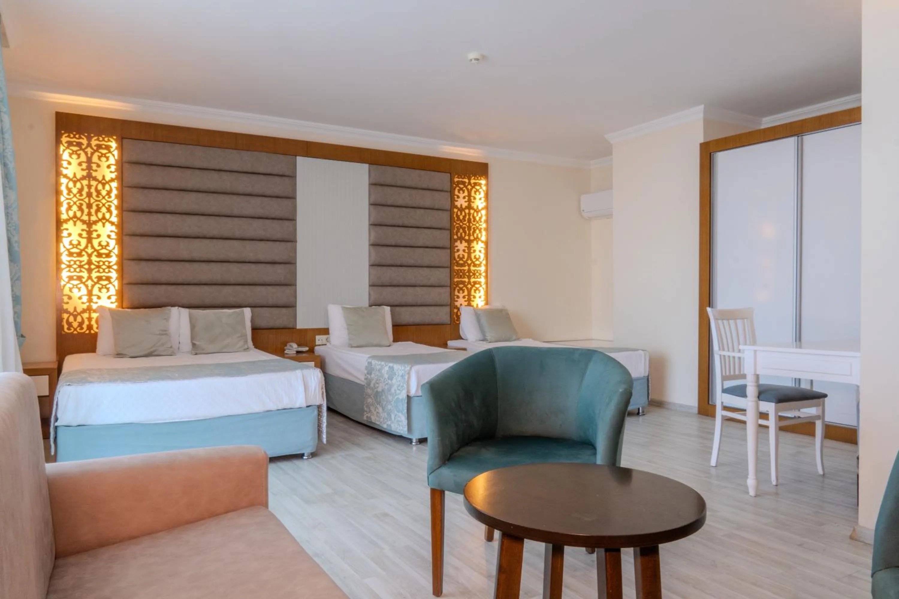 Bed in Concordia Celes Beach Hotel