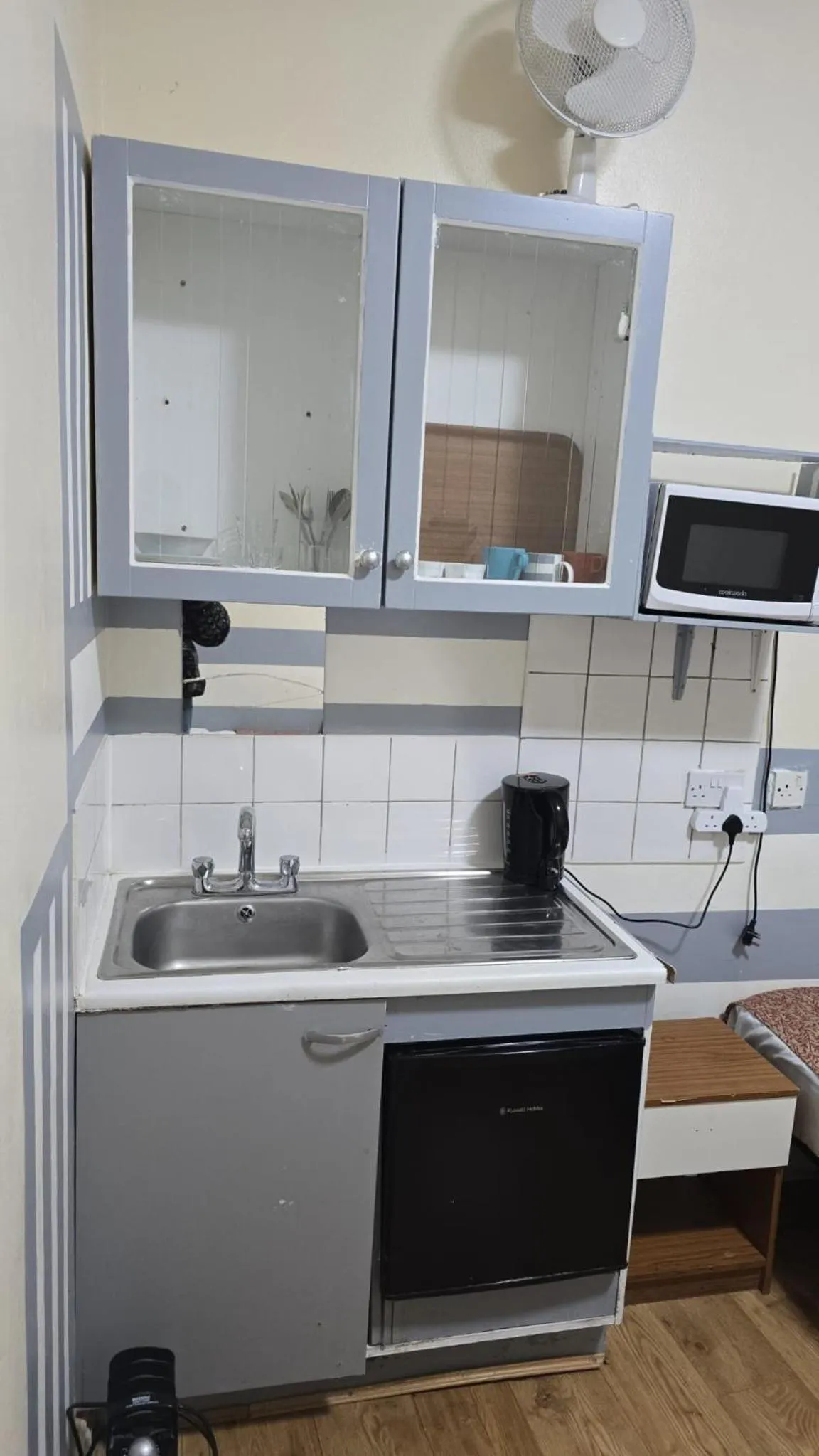 Photo of the whole room in Anwar House