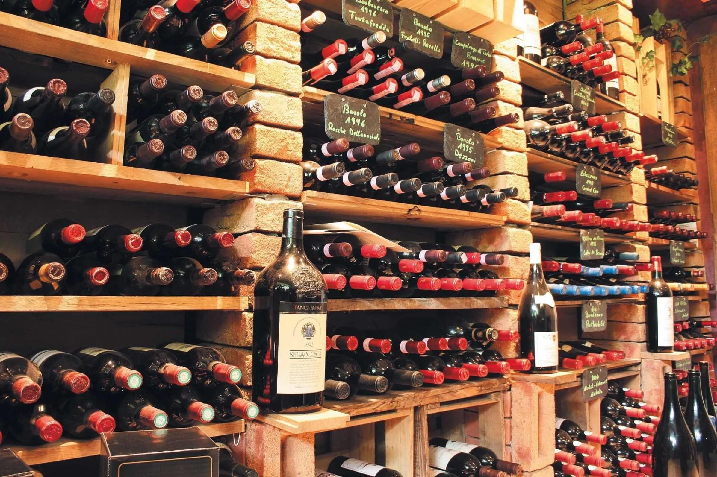 Restaurant/places to eat in Schieferhof