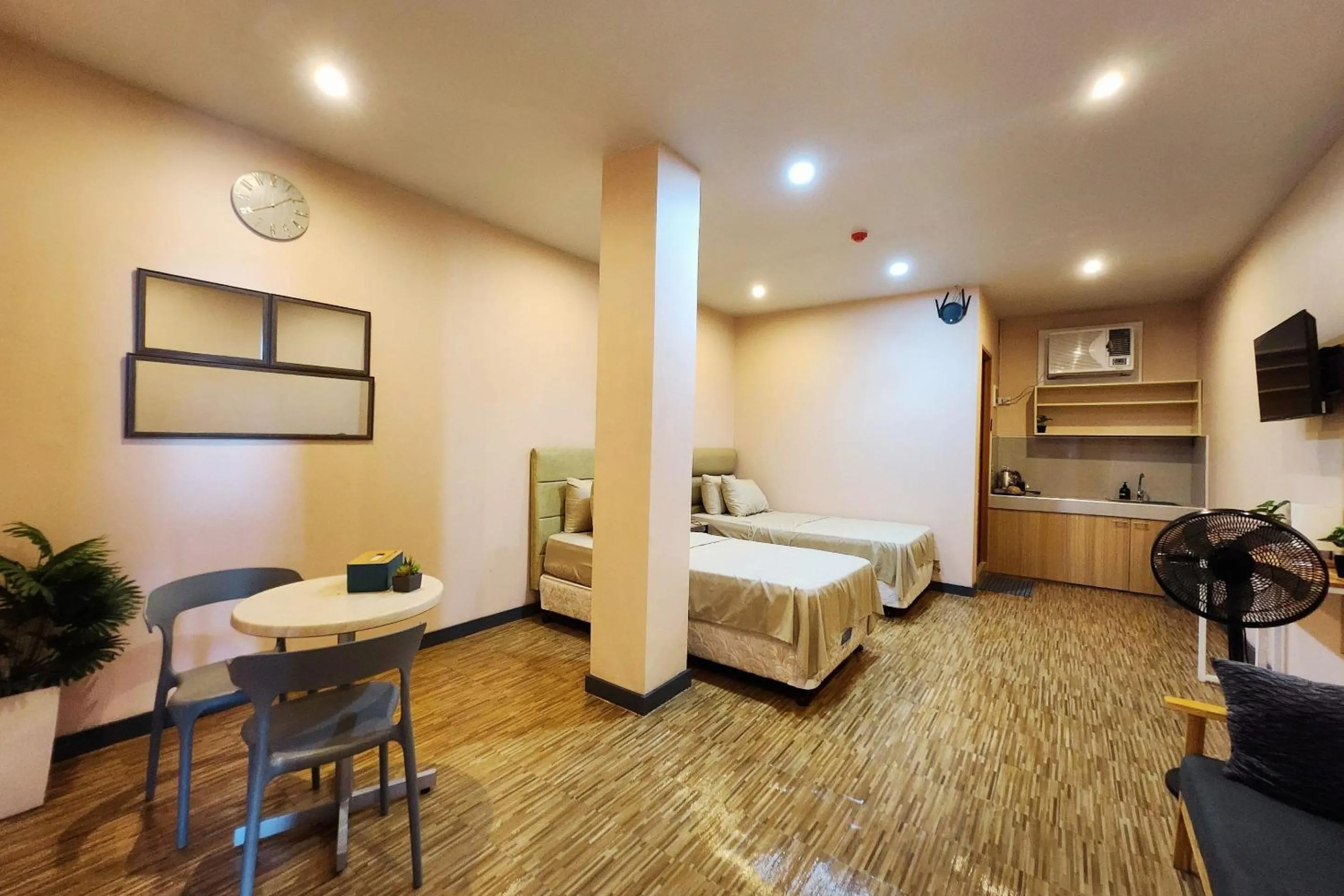 Bed in Freddo Studio Apartelle