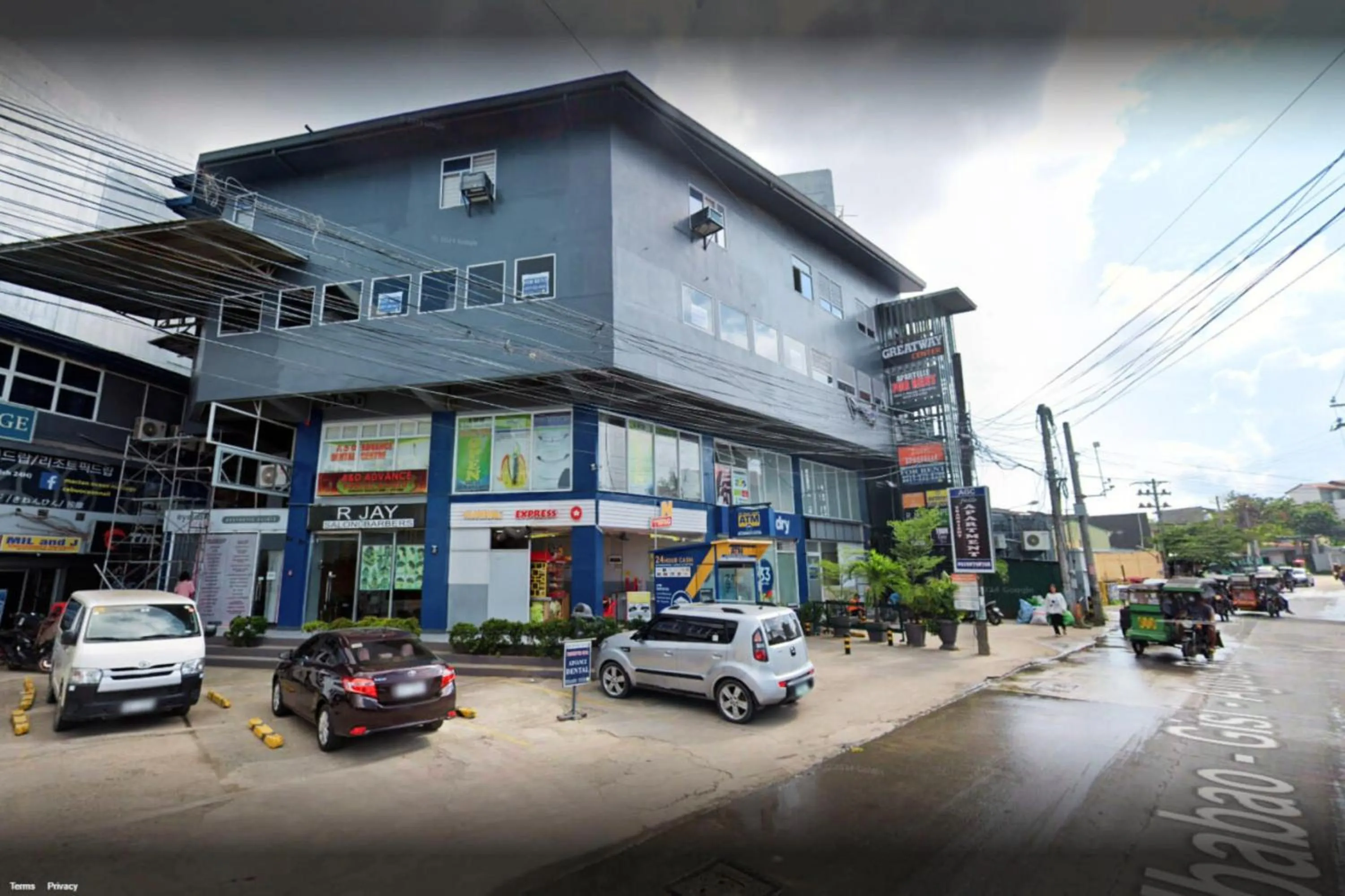 Freddo Studio Apartelle