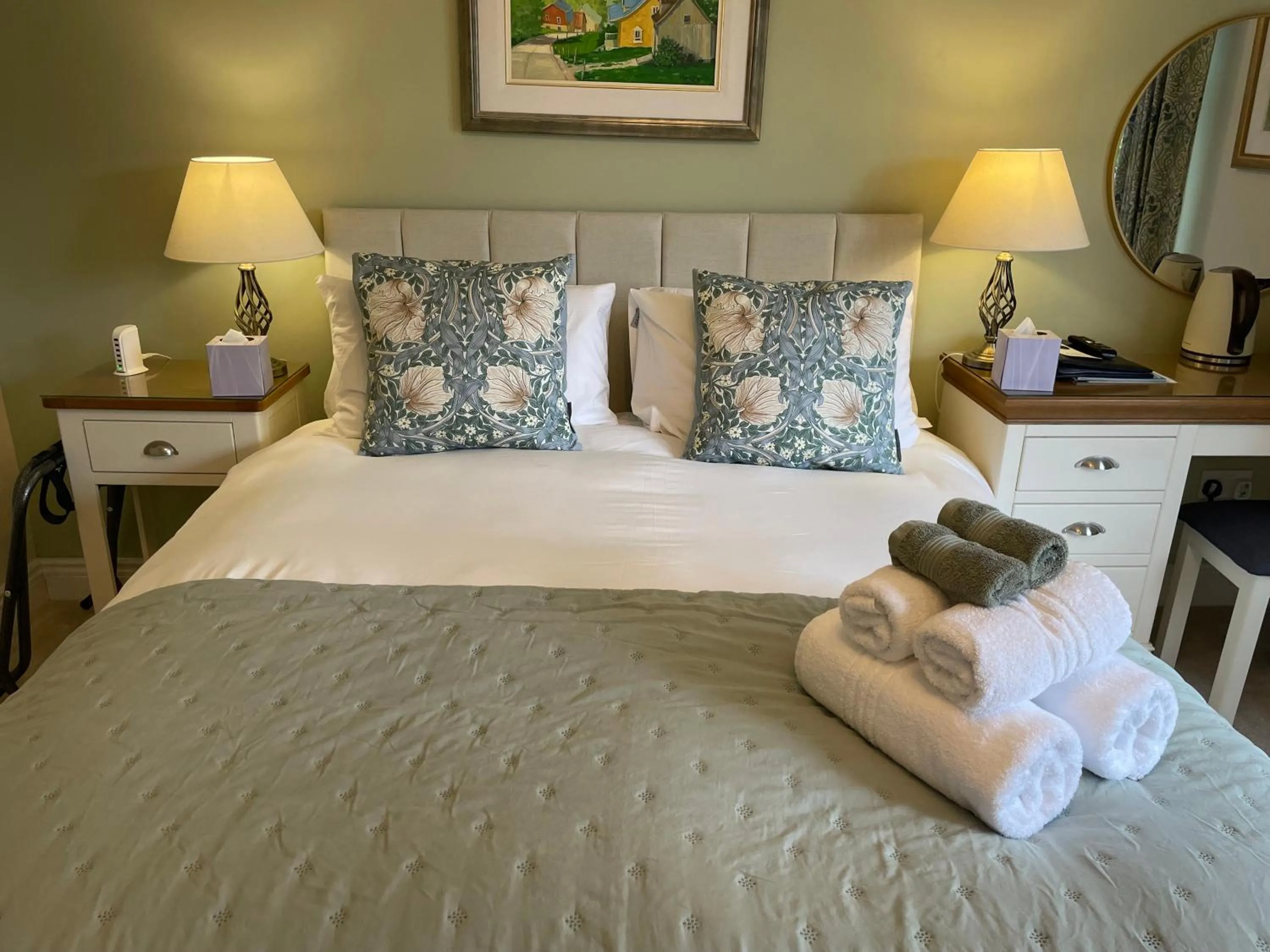 Bed in Castlecroft Bed and Breakfast