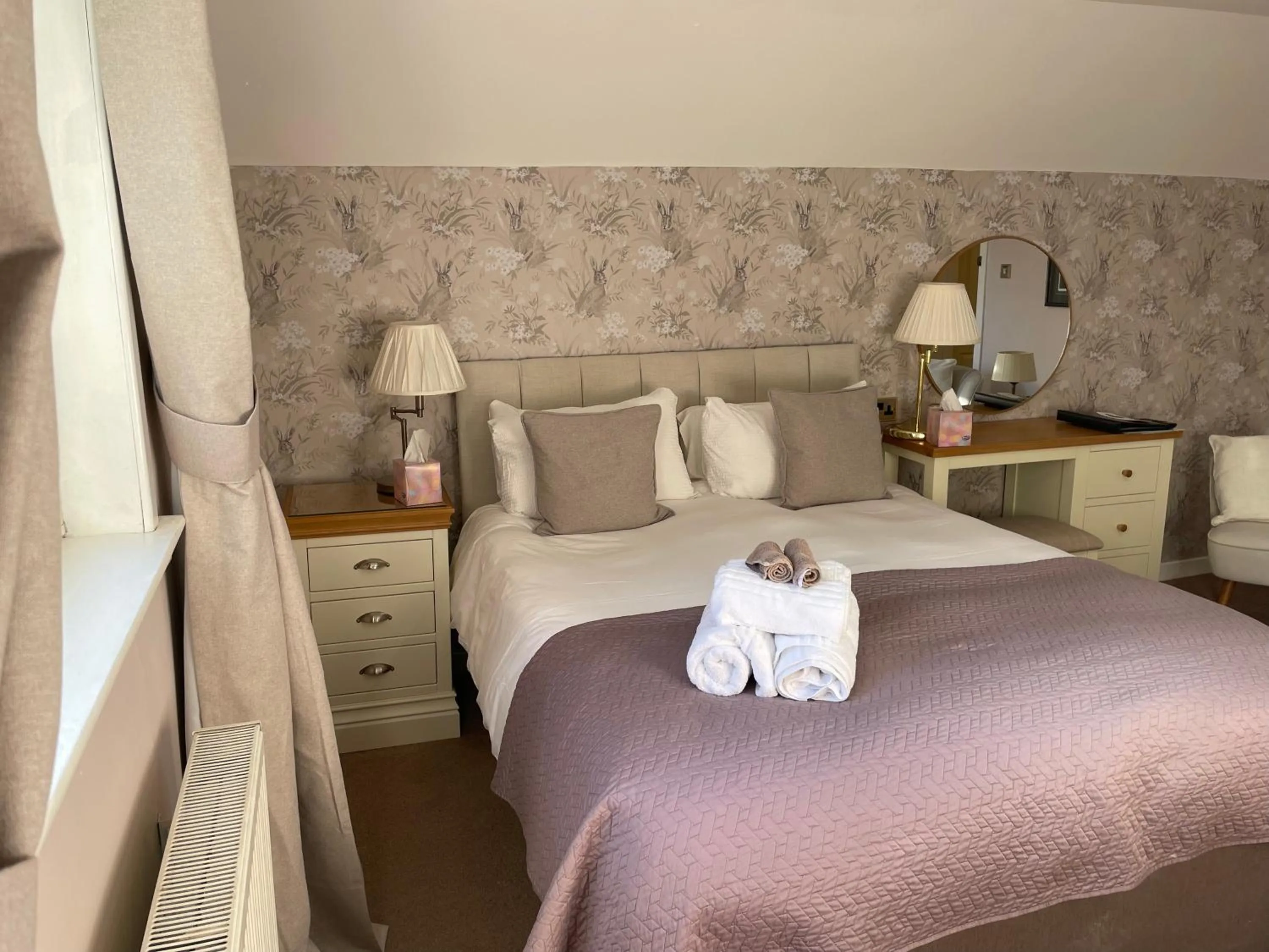 Bed in Castlecroft Bed and Breakfast