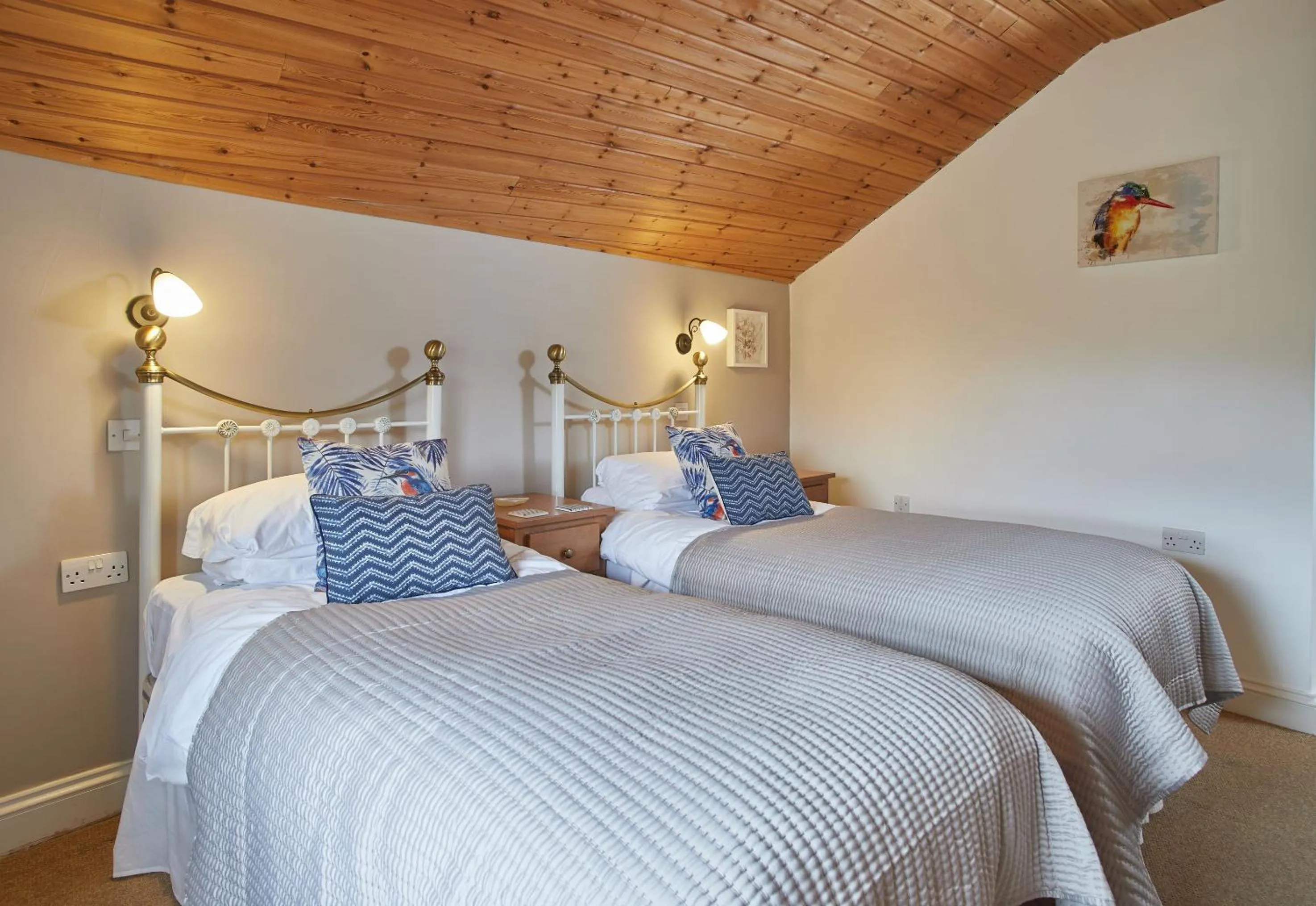 Photo of the whole room, Bed in Dairy Barns