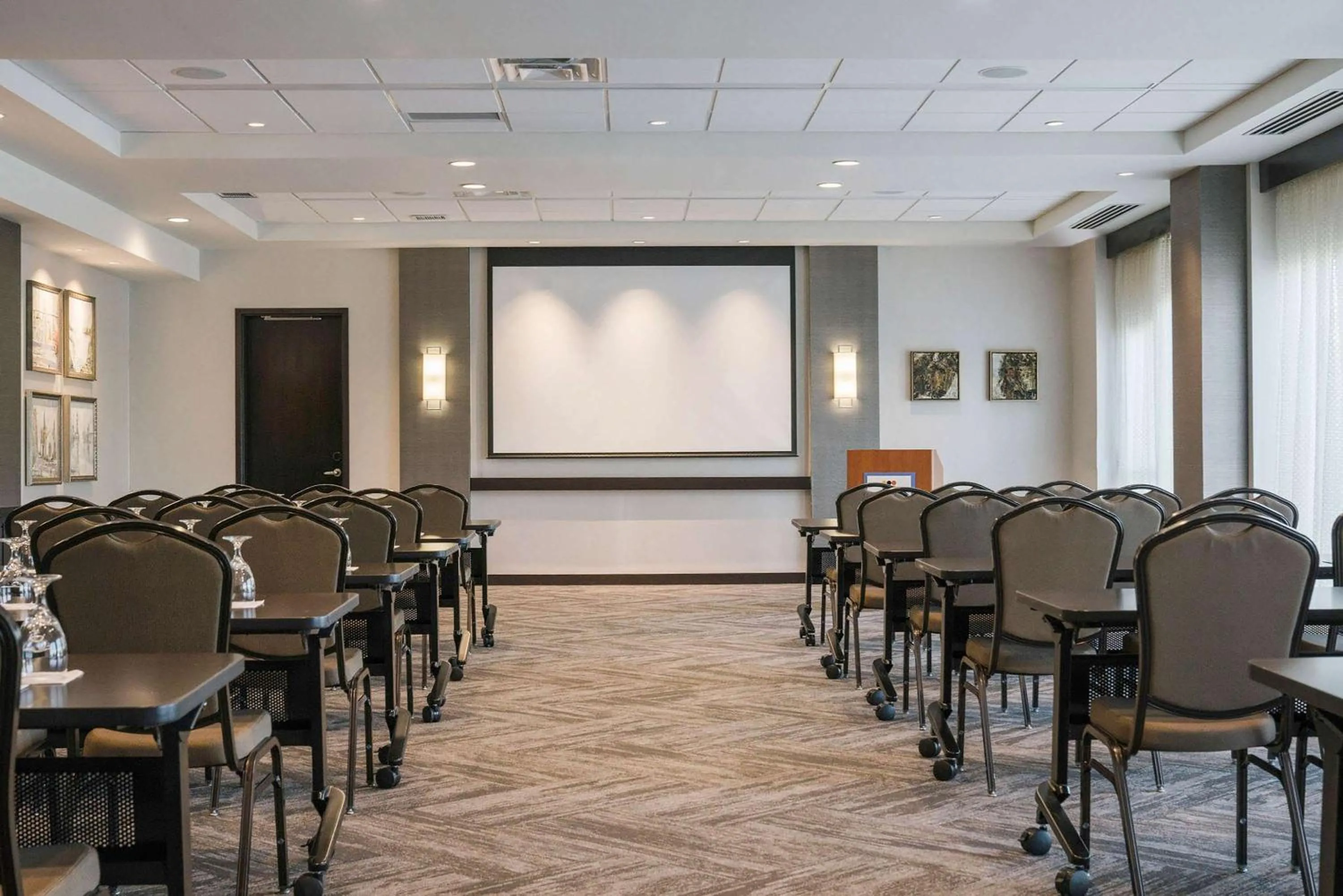 Meeting/conference room in Hyatt Place Buffalo / Amherst, NY