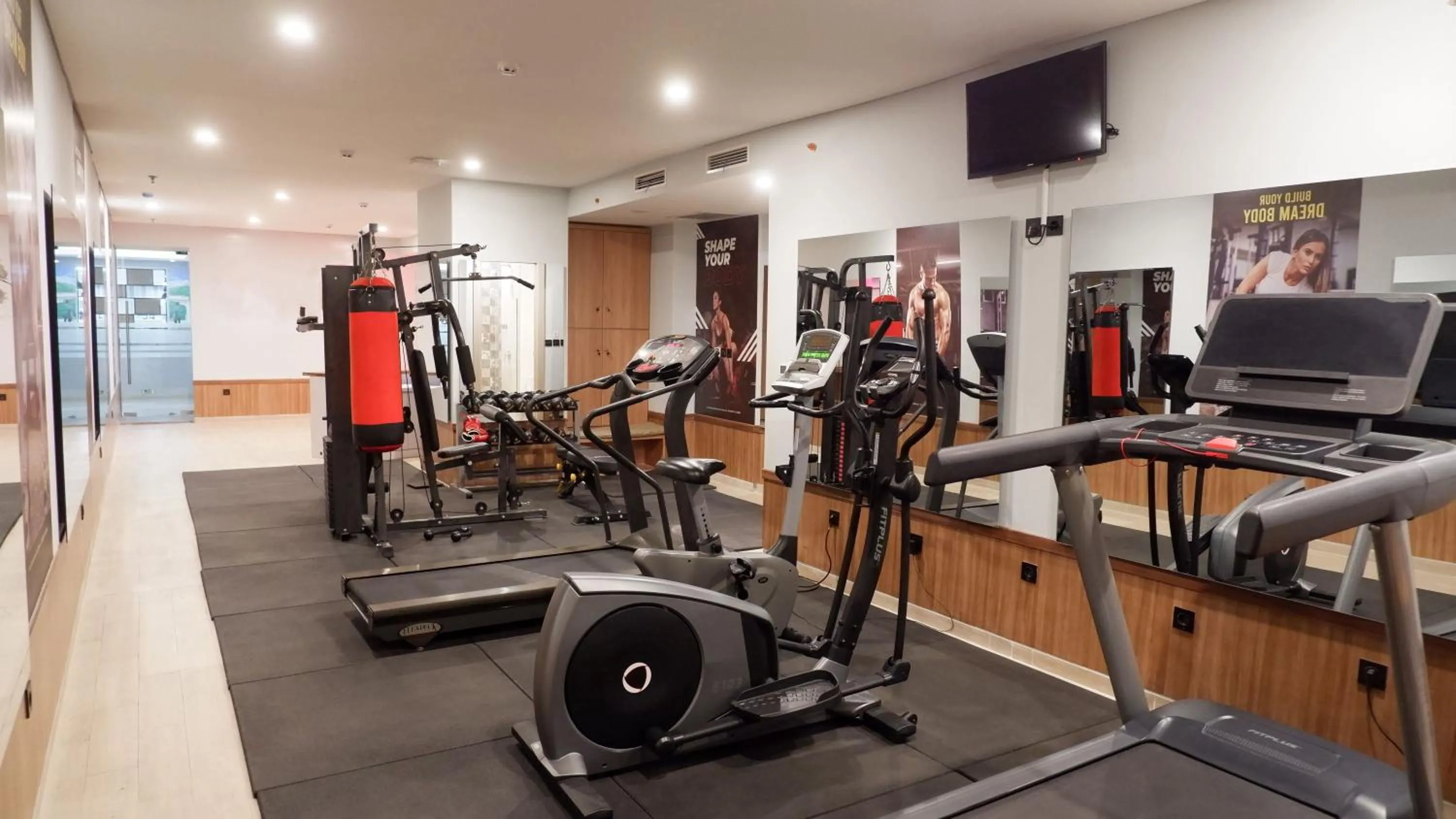 Fitness centre/facilities in Hotel Neo Plus Airport Jakarta