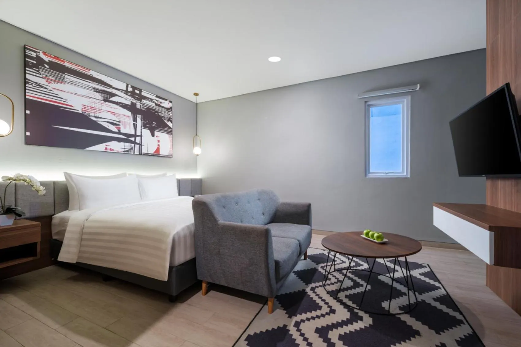 Bedroom, Bed in Hotel Neo Plus Airport Jakarta