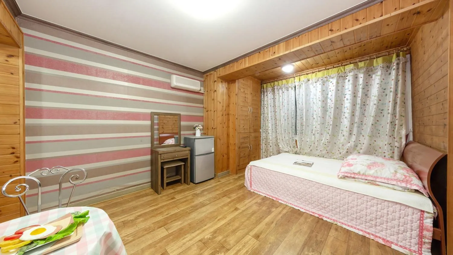 Bed in Anmyeondo paradise pension