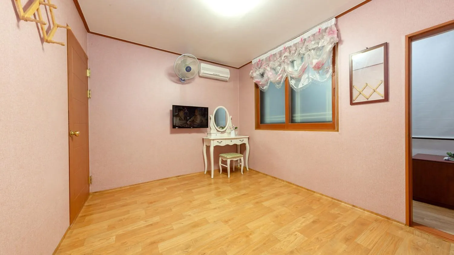 Anmyeondo paradise pension