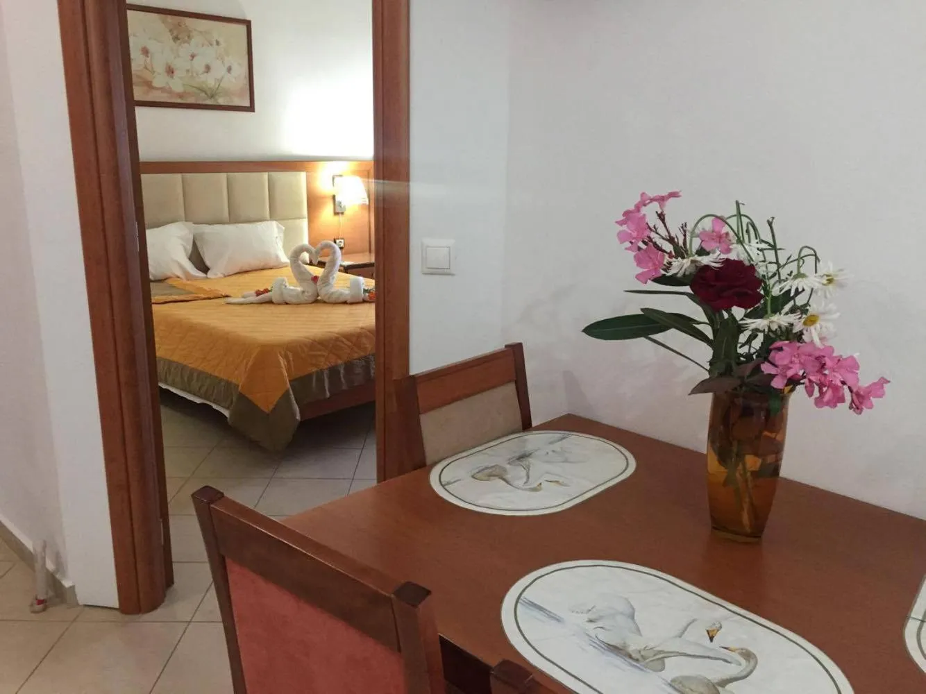 Photo of the whole room, Bed in Kalloni village apartments