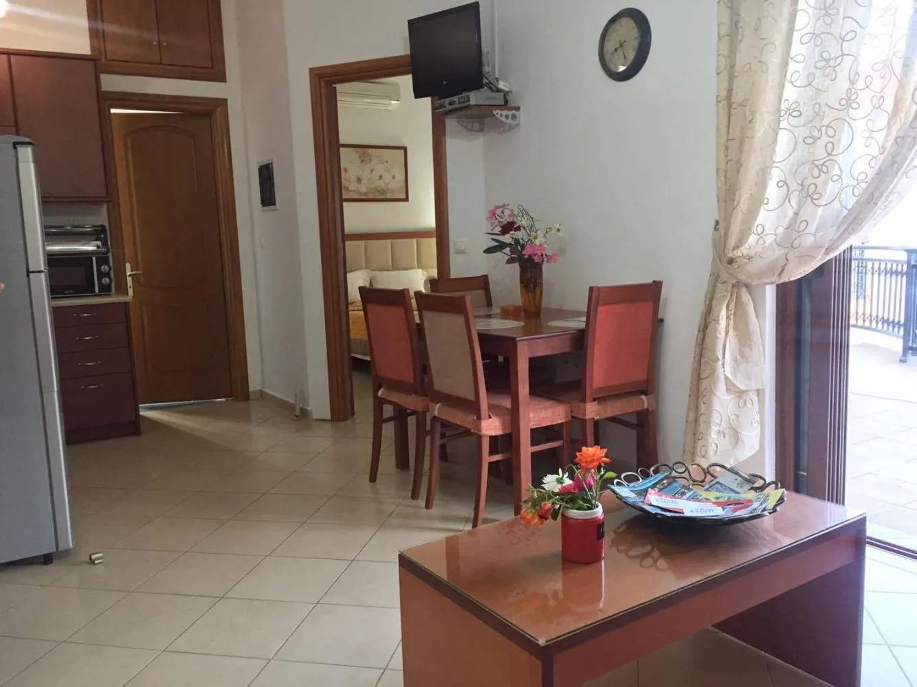 Photo of the whole room in Kalloni village apartments