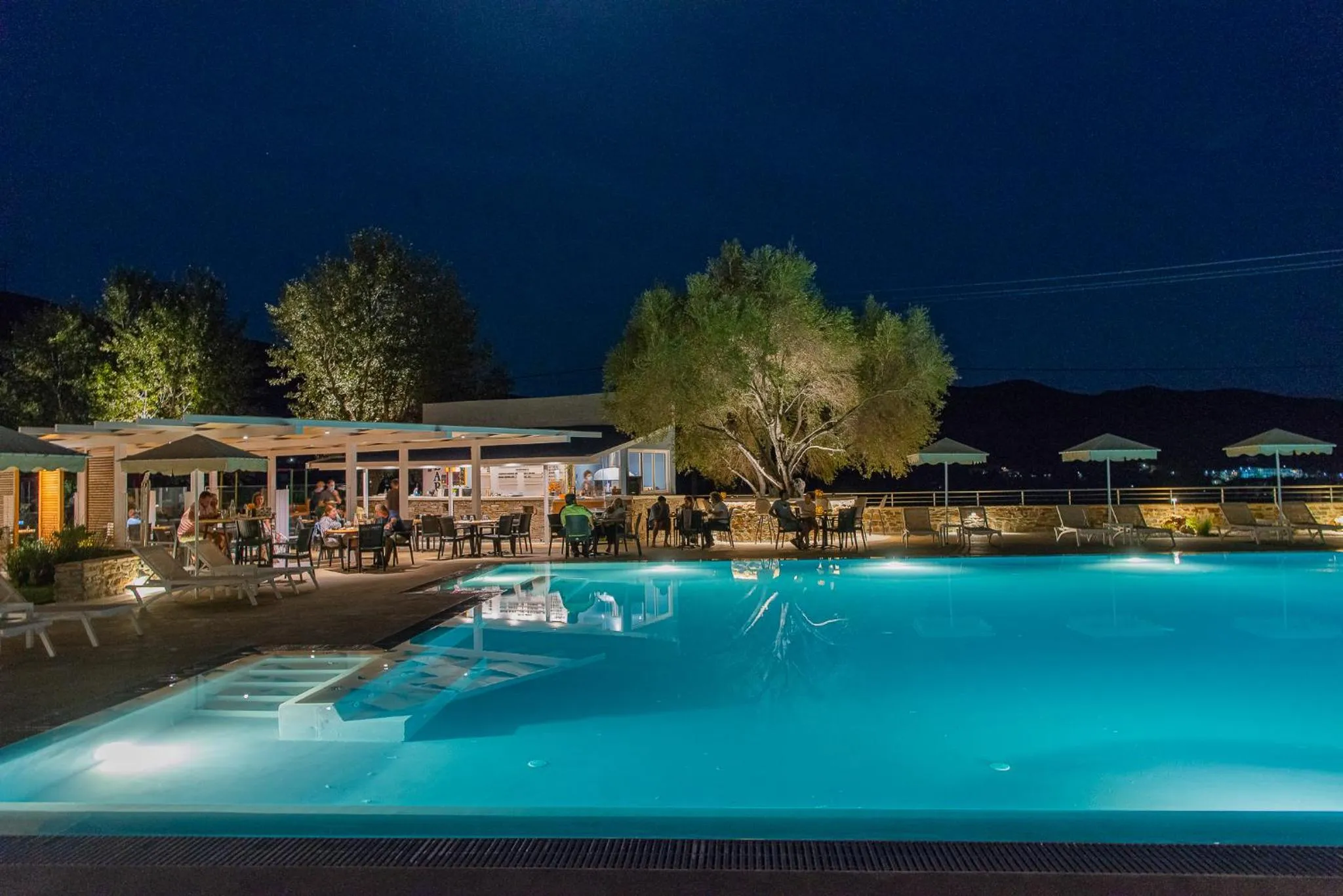 Restaurant/places to eat in Marmari Bay Hotel