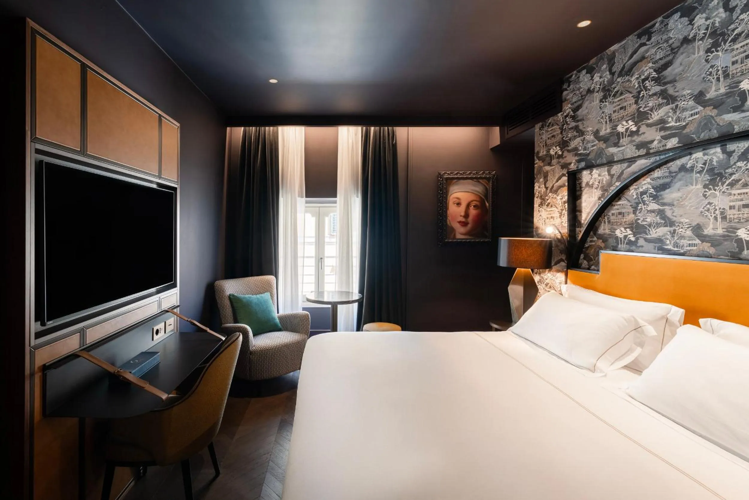 Photo of the whole room, Bed in The Goethe Hotel - Small Luxury Hotels of the World