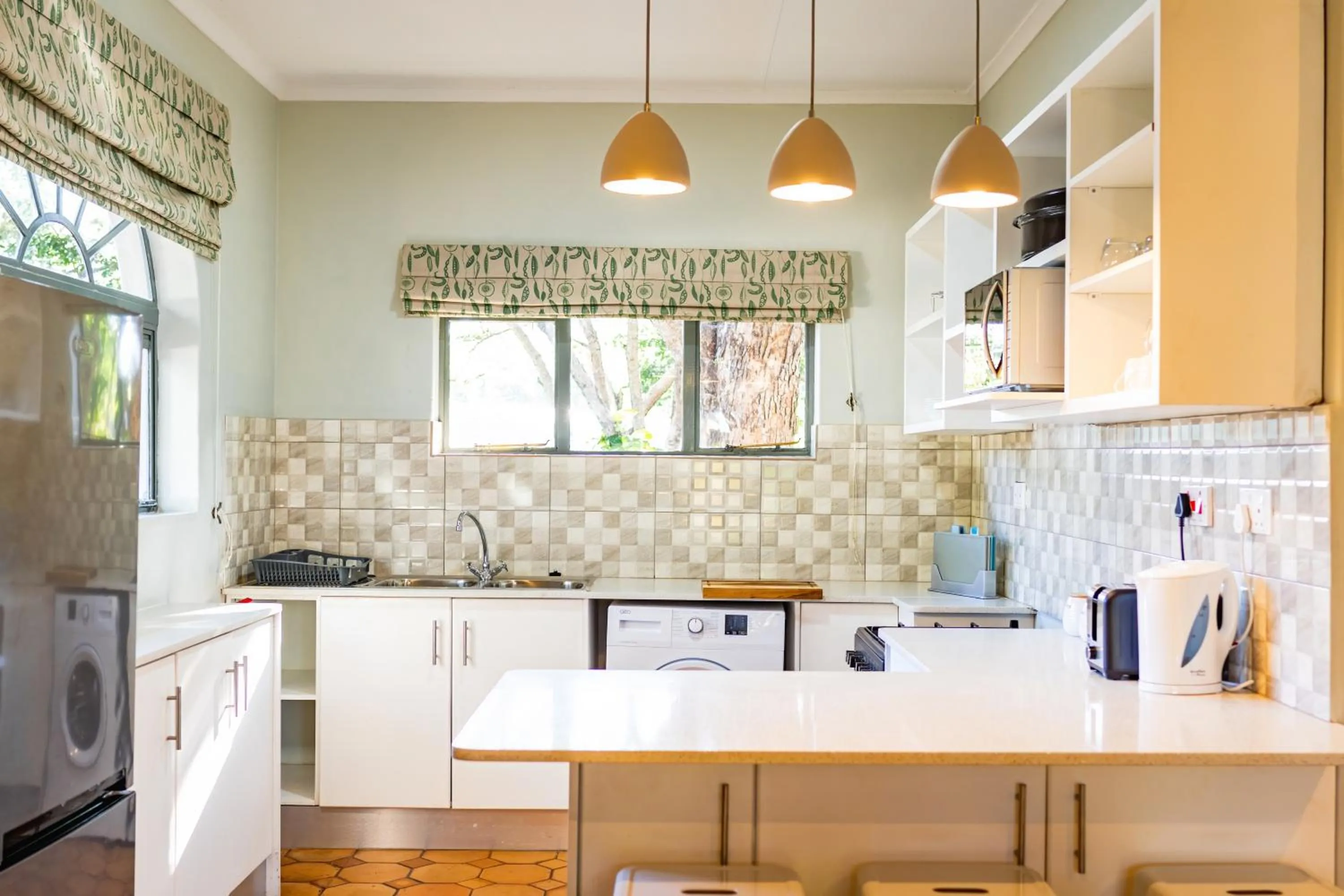 Kitchen or kitchenette in Zimbara