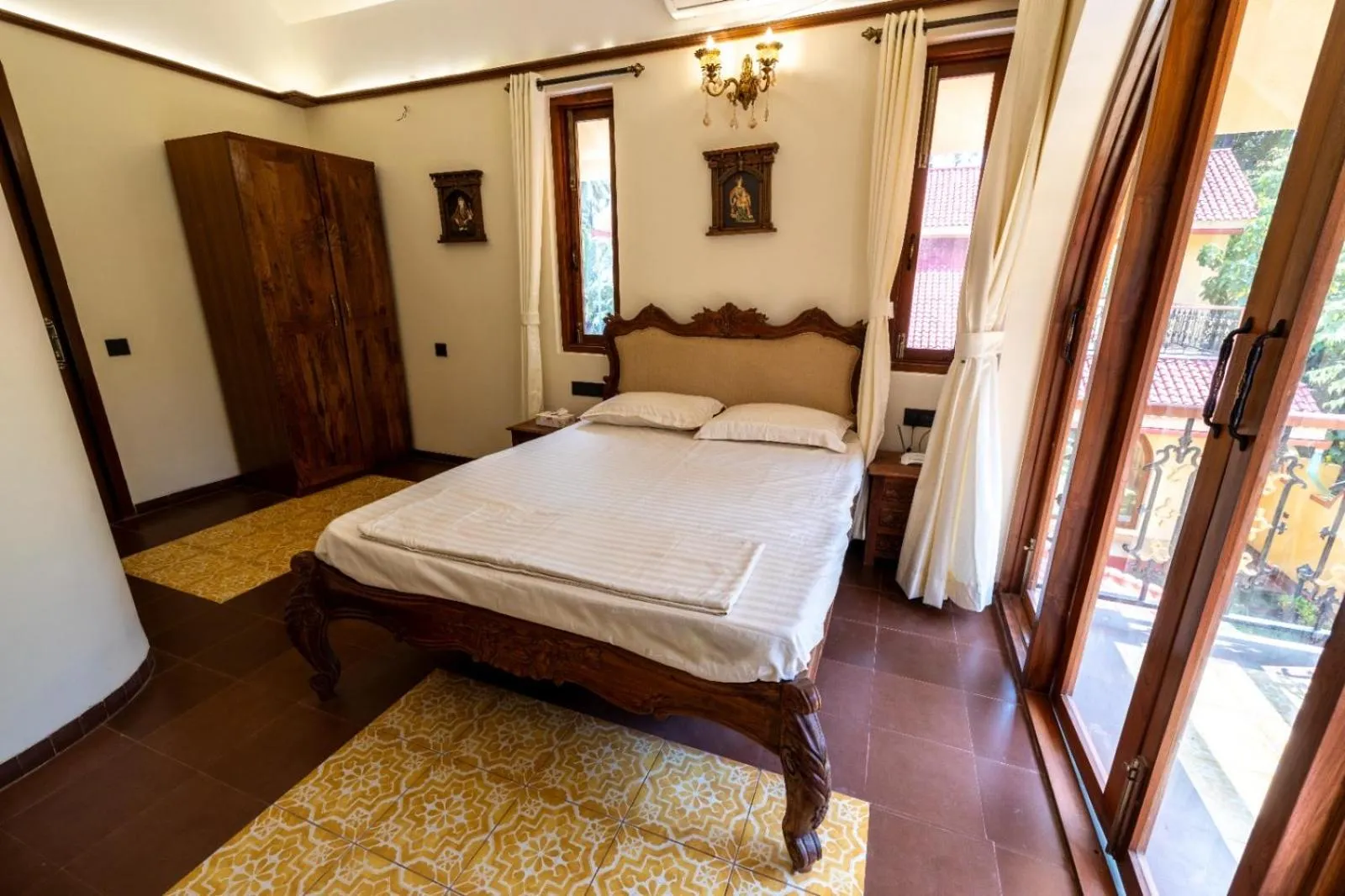 Bedroom, Bed in Ishaan Holiday Home