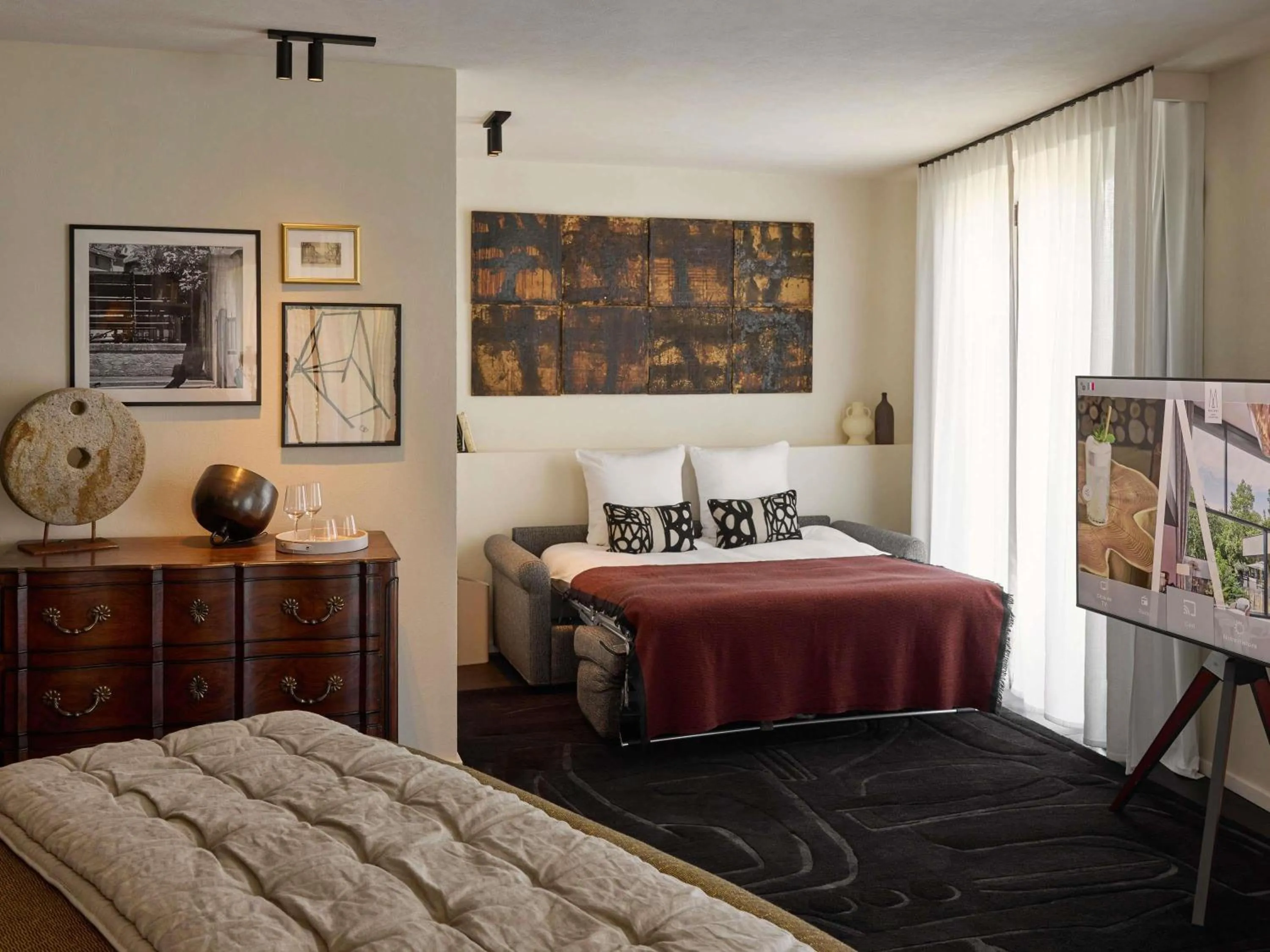 Bedroom, Bed in L'Isle de Leos Hotel & Spa - MGallery Collection