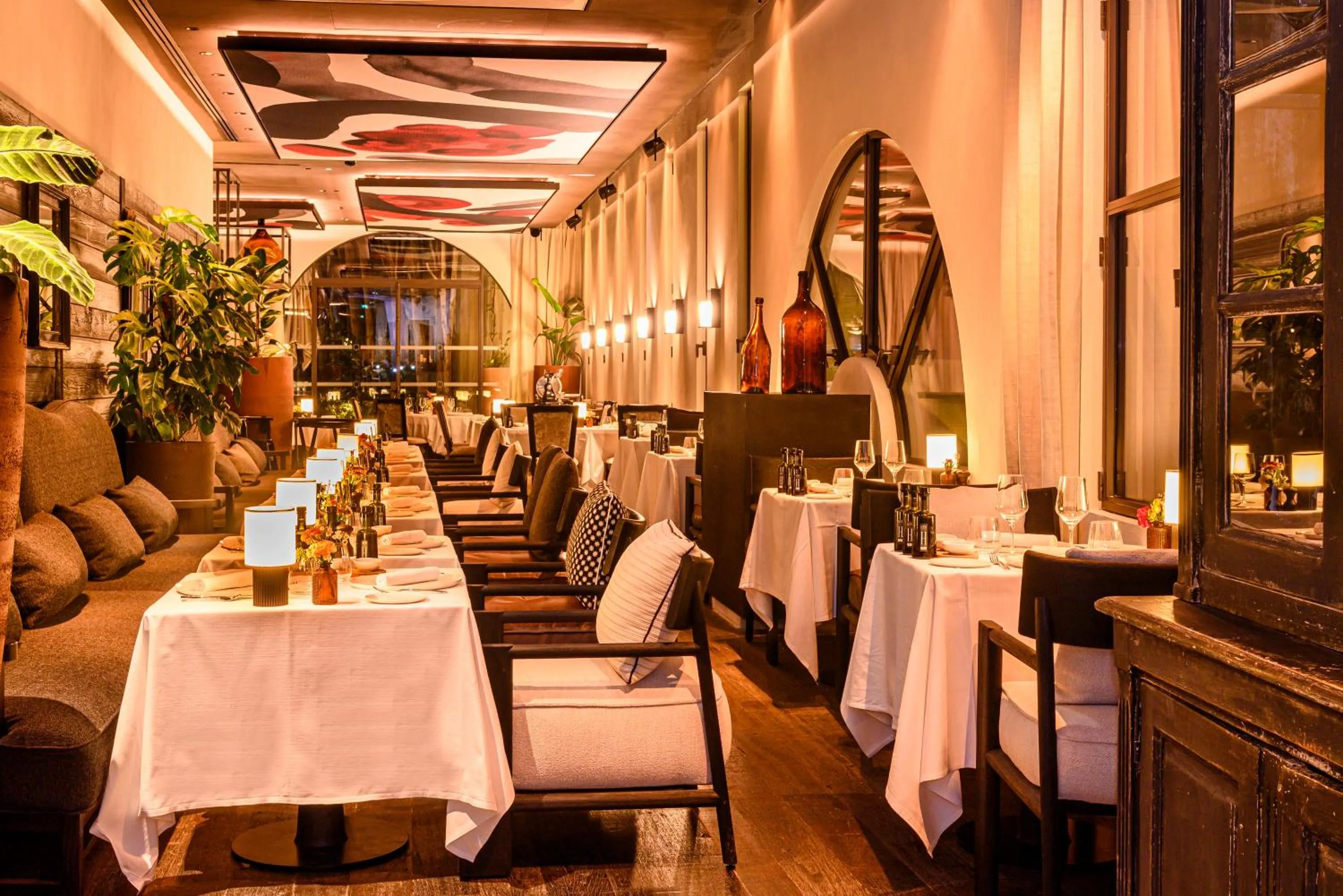 Restaurant/places to eat in L'Isle de Leos Hotel & Spa - MGallery Collection