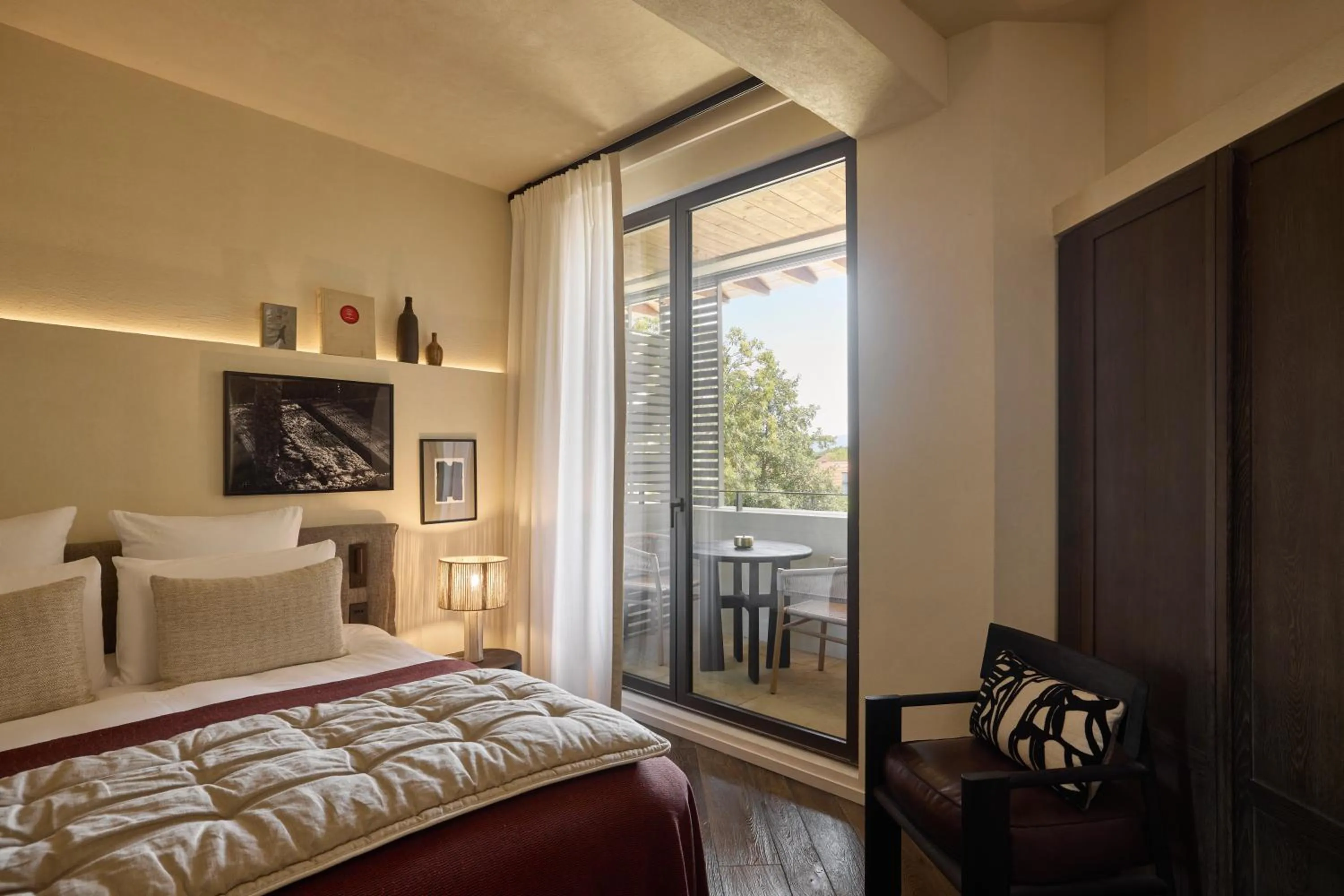 Bed in L'Isle de Leos Hotel & Spa - MGallery Collection