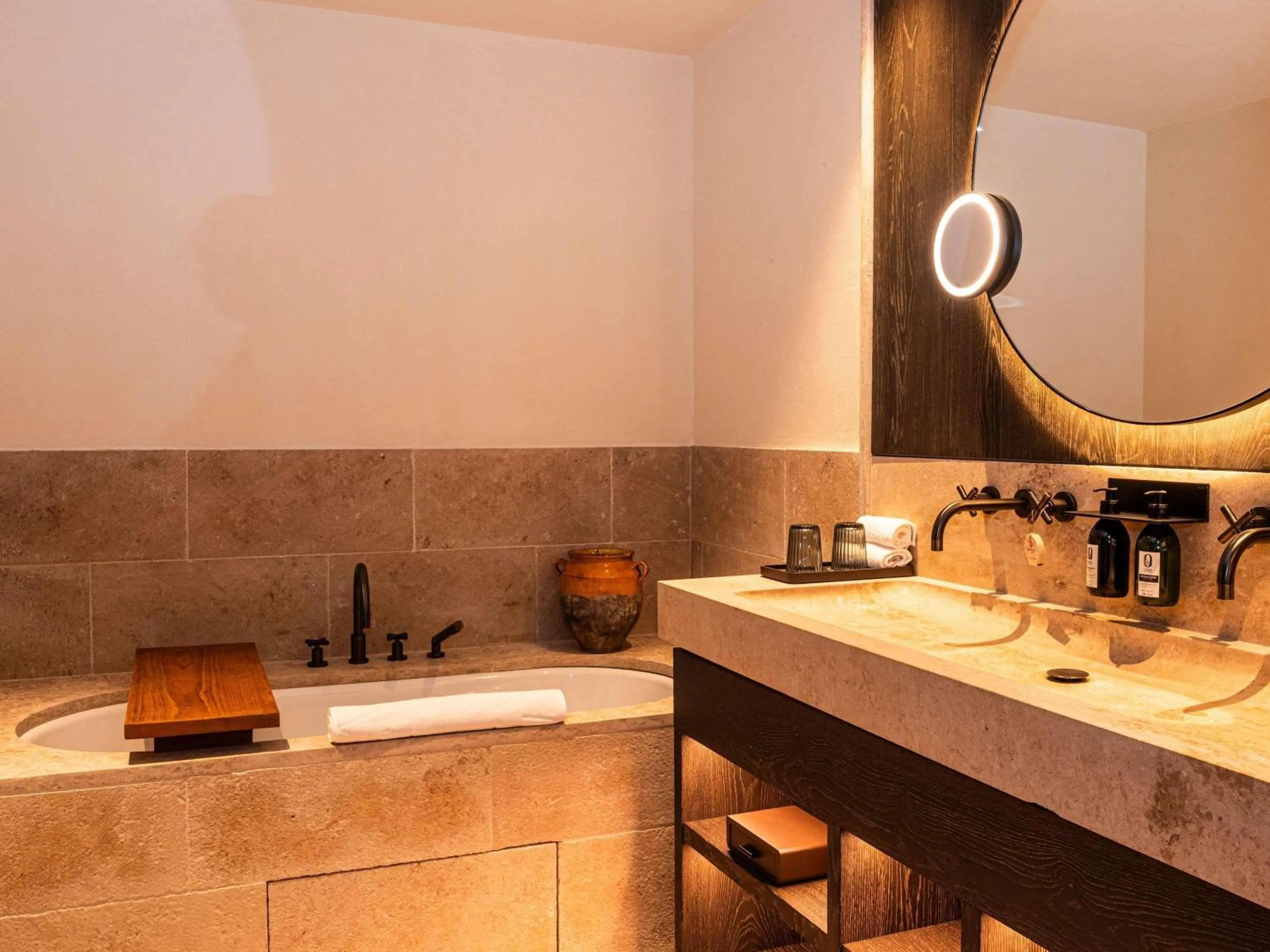 Bedroom in L'Isle de Leos Hotel & Spa - MGallery Collection