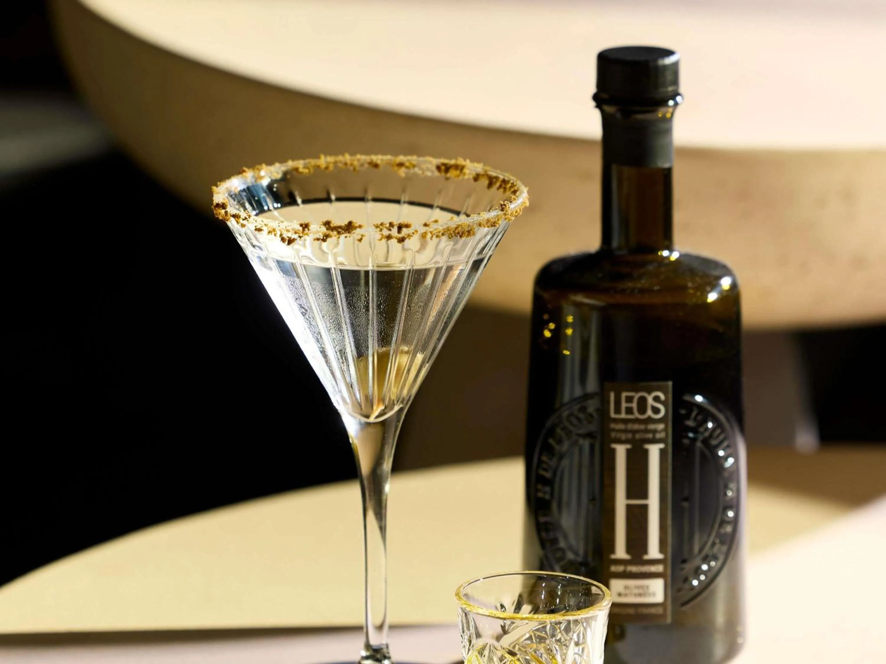 Lounge or bar in L'Isle de Leos Hotel & Spa - MGallery Collection