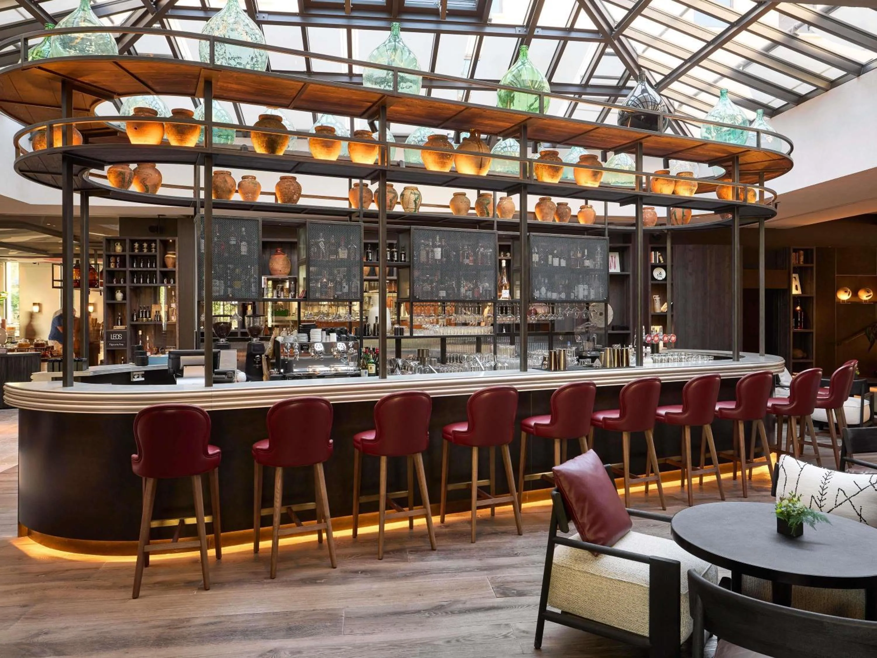 Lounge or bar in L'Isle de Leos Hotel & Spa - MGallery Collection