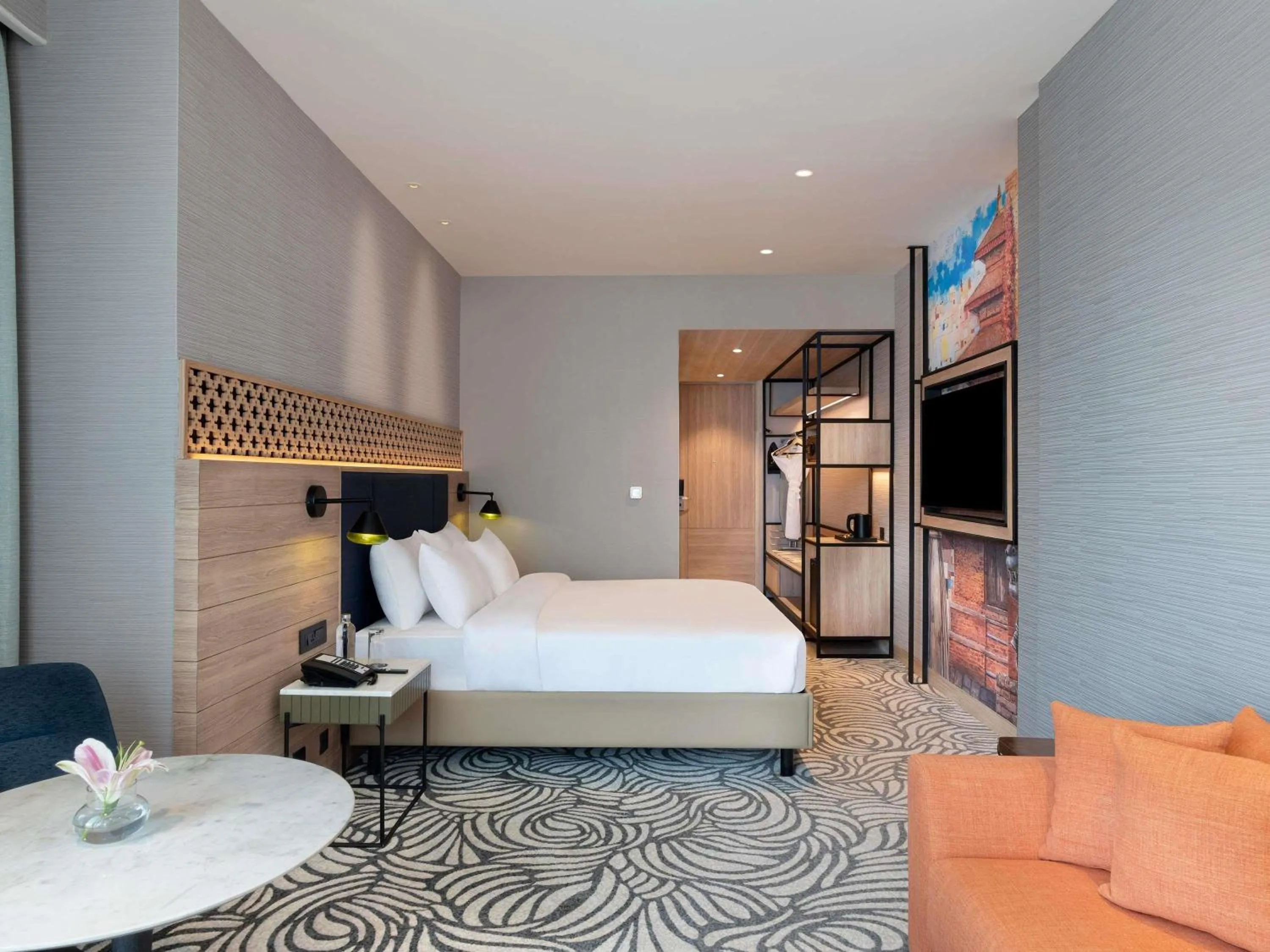 Bedroom, Bed in Mercure Kathmandu Sukedhara Heights