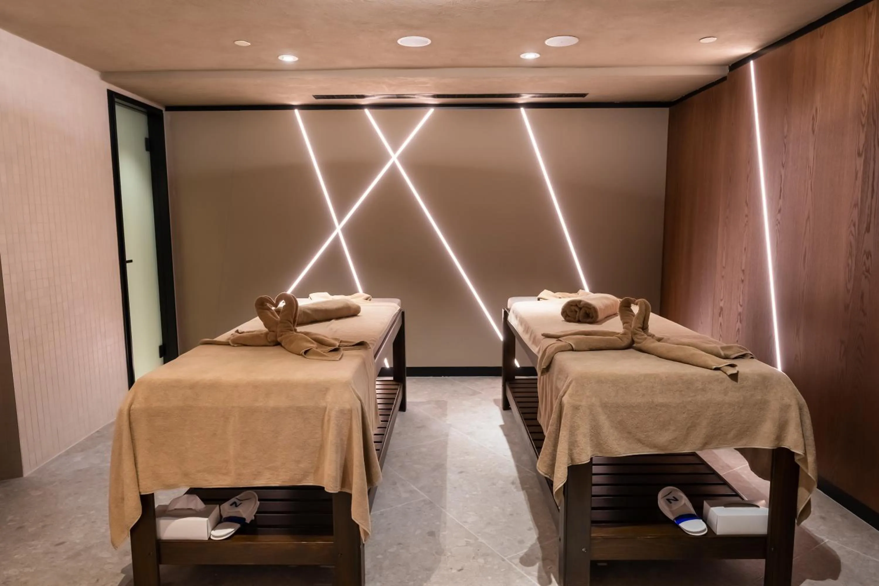 Massage, Bed in Novotel Istanbul Bomonti