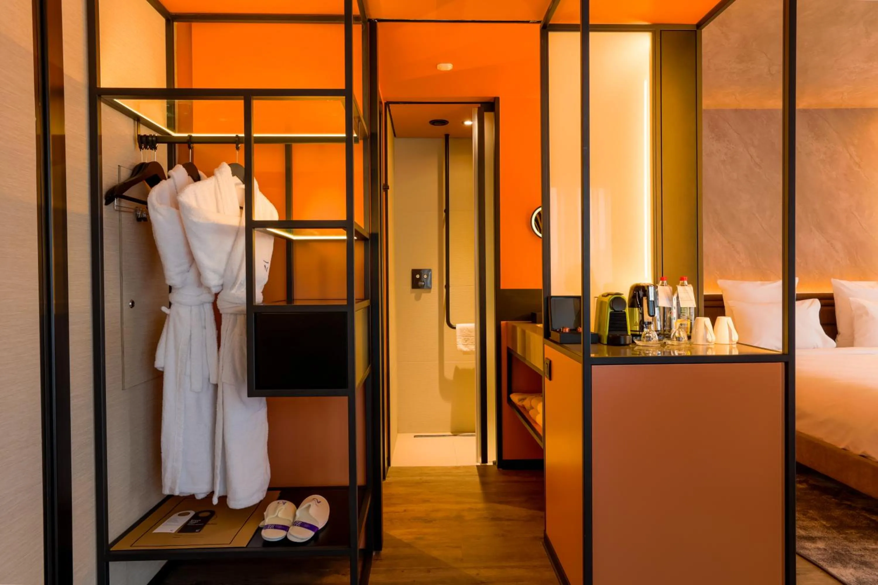 Bathroom, Bed in Novotel Istanbul Bomonti