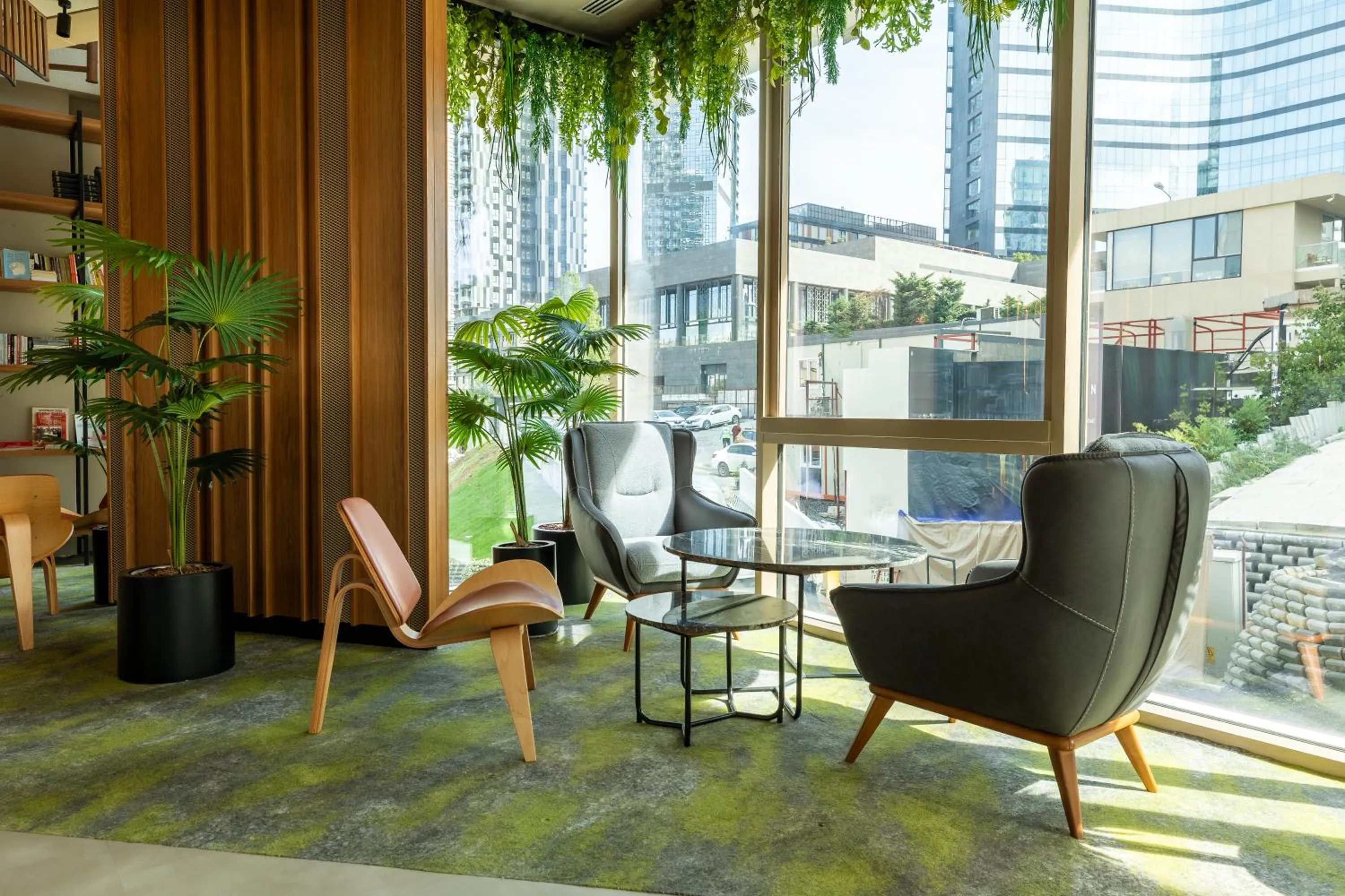 Lobby or reception in Novotel Istanbul Bomonti