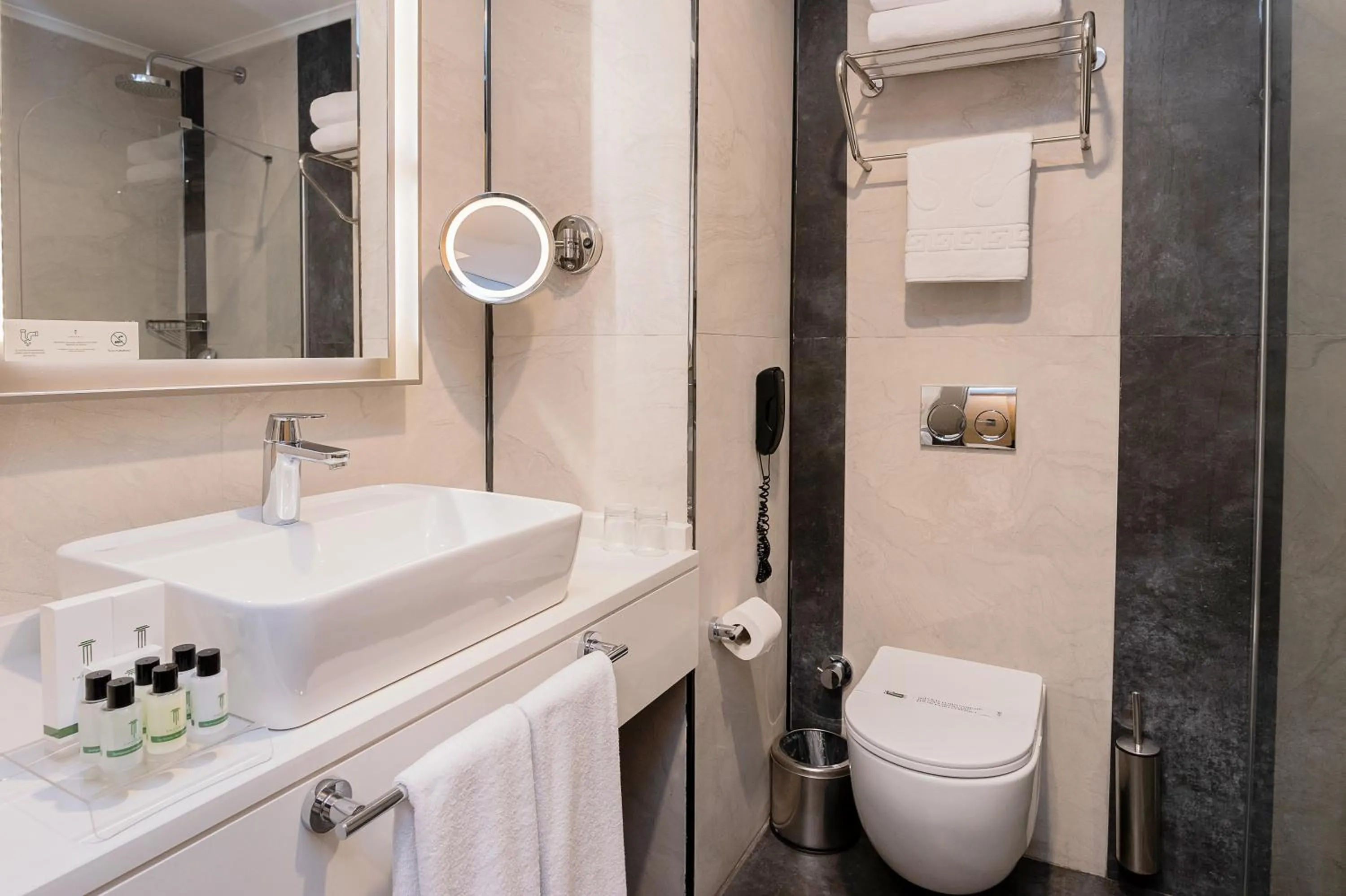 Bathroom in The Emporia Hotel