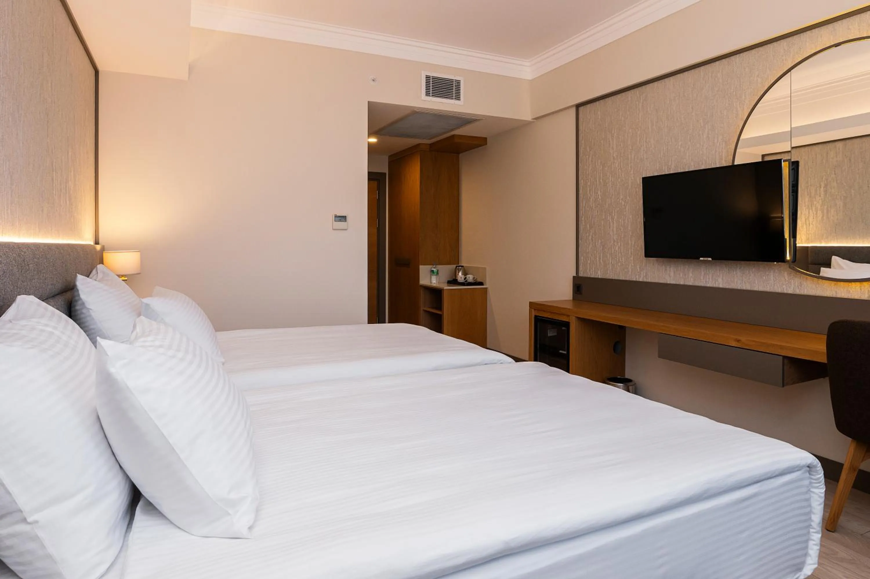 Bedroom, Bed in The Emporia Hotel