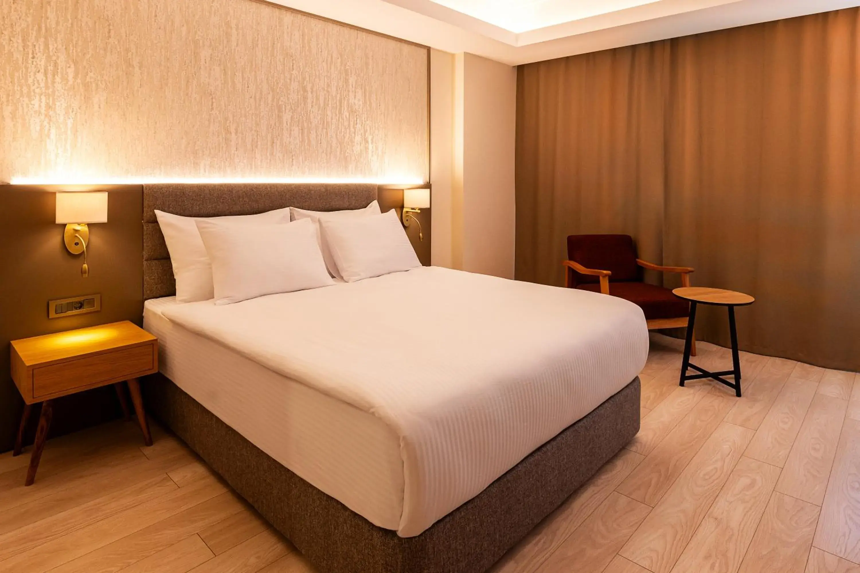 Double Room - single occupancy in The Emporia Hotel Double Room - single occupancy in The Emporia Hotel