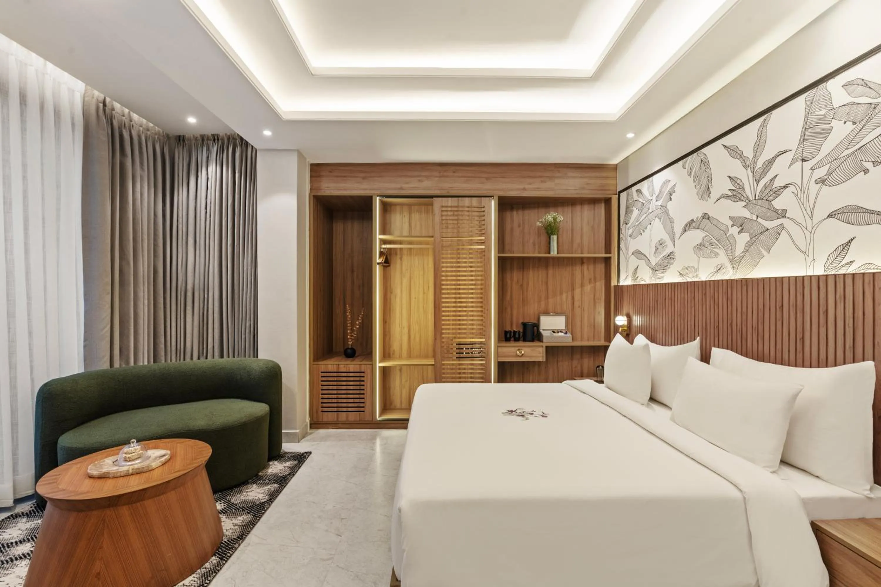 Bed in ZANA by the Ganges, Tapovan, Rishikesh