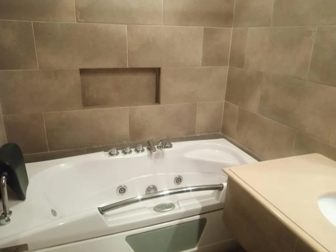 Bathroom in Regency Inn Hotel