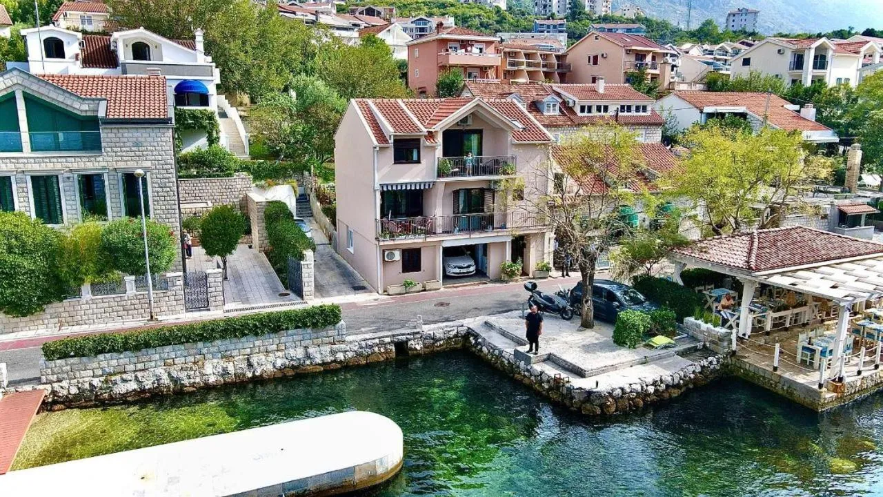 Property building in Apartments Dijana