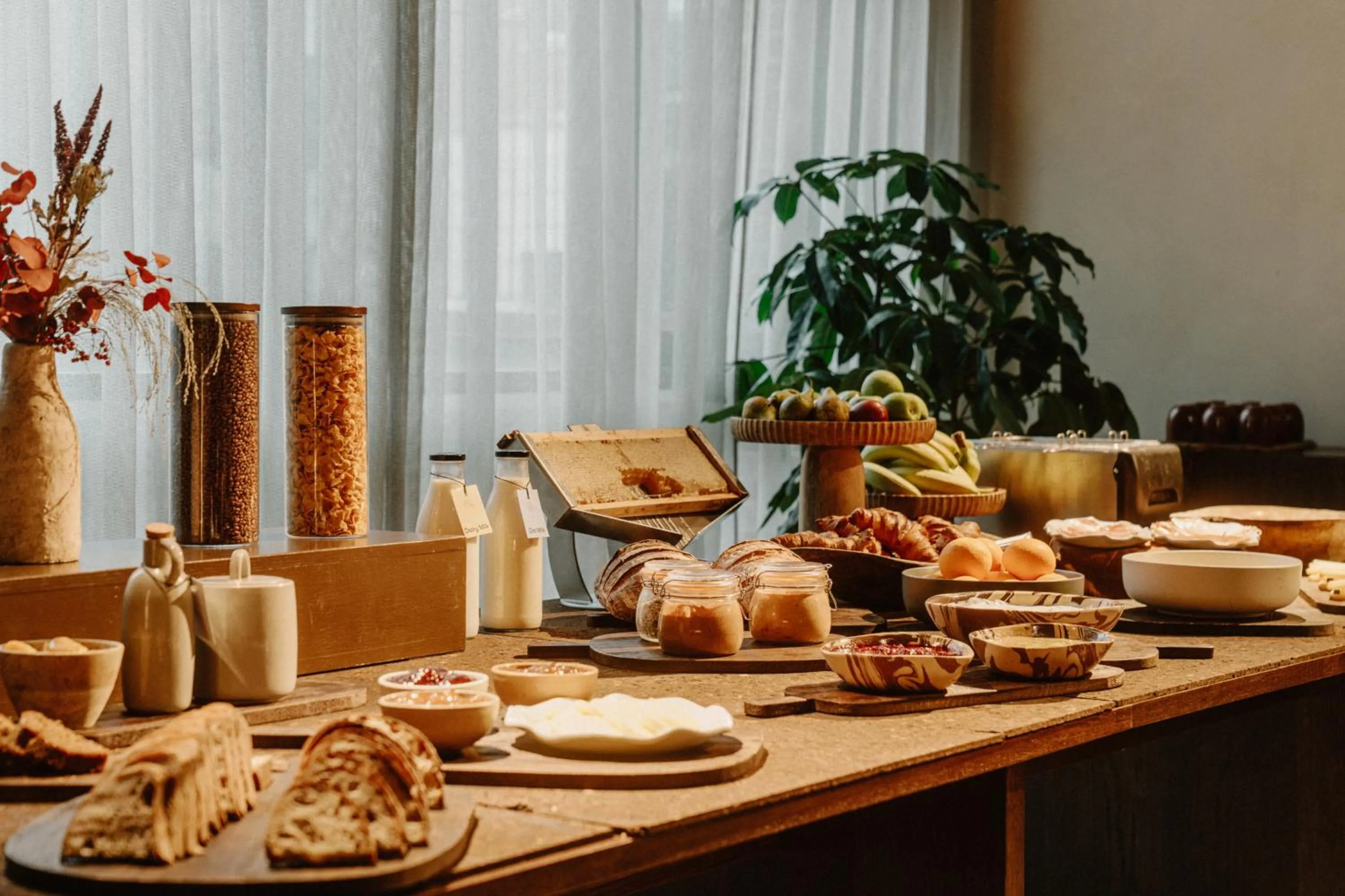 Breakfast in Mason & Fifth, Westbourne Park