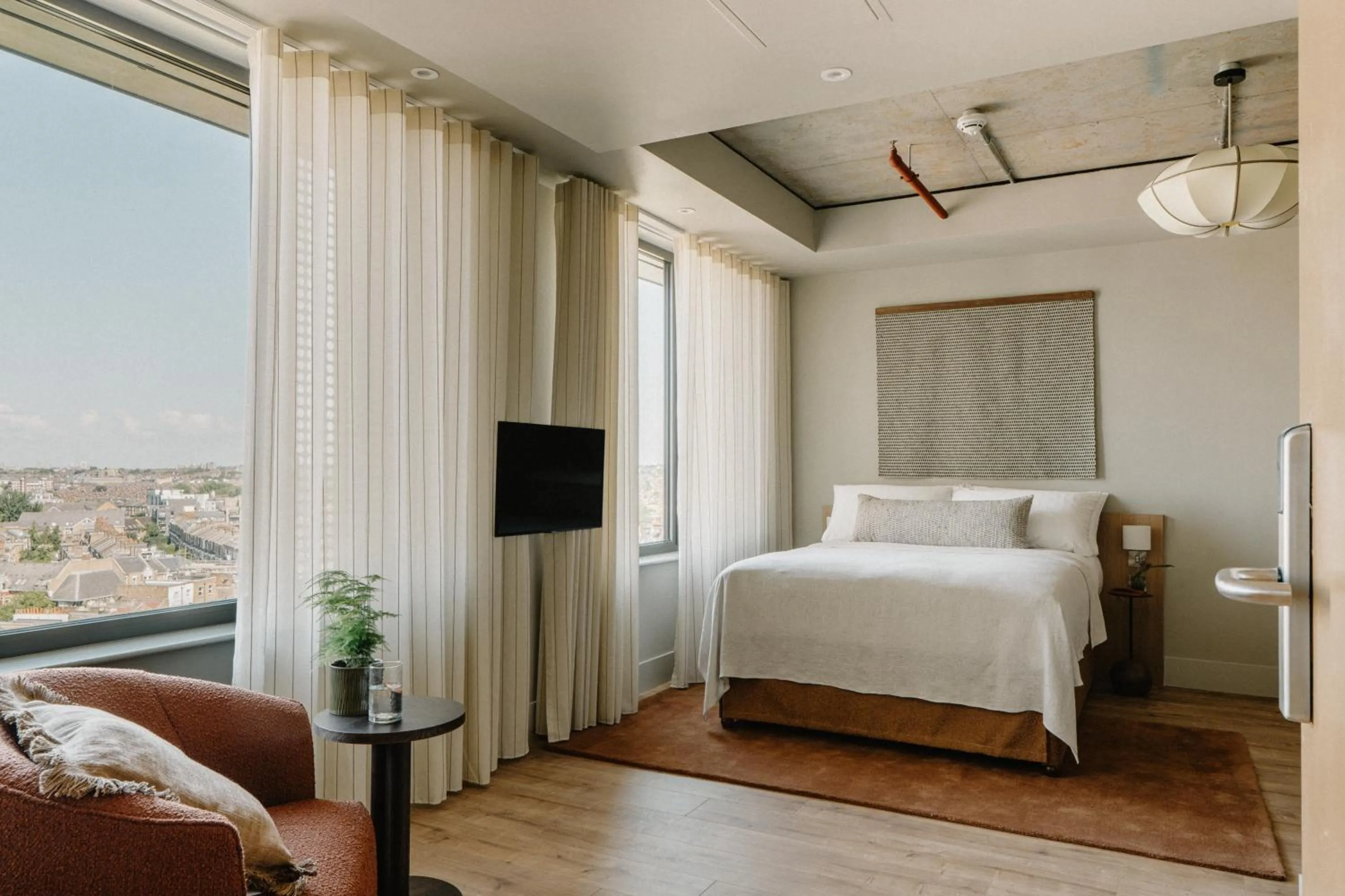 Bed in Mason & Fifth, Westbourne Park