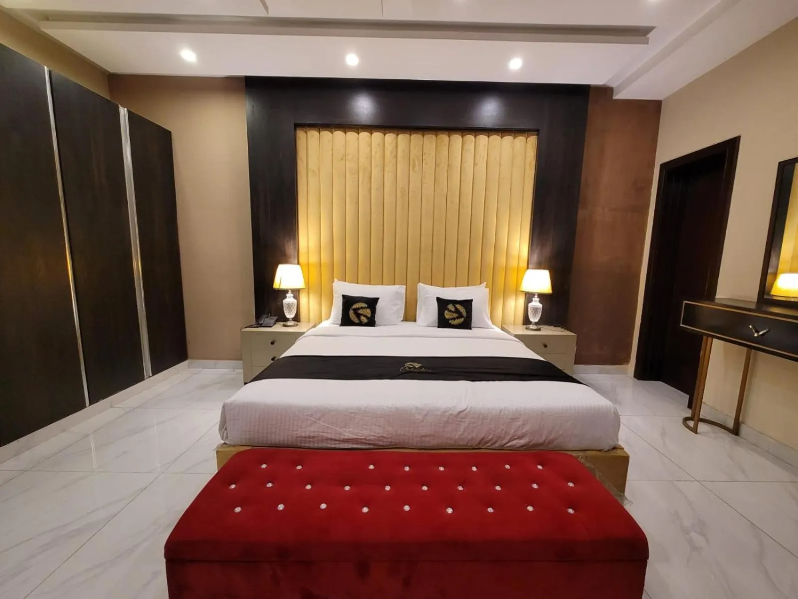 TV and multimedia, Bed in Palm tree suites