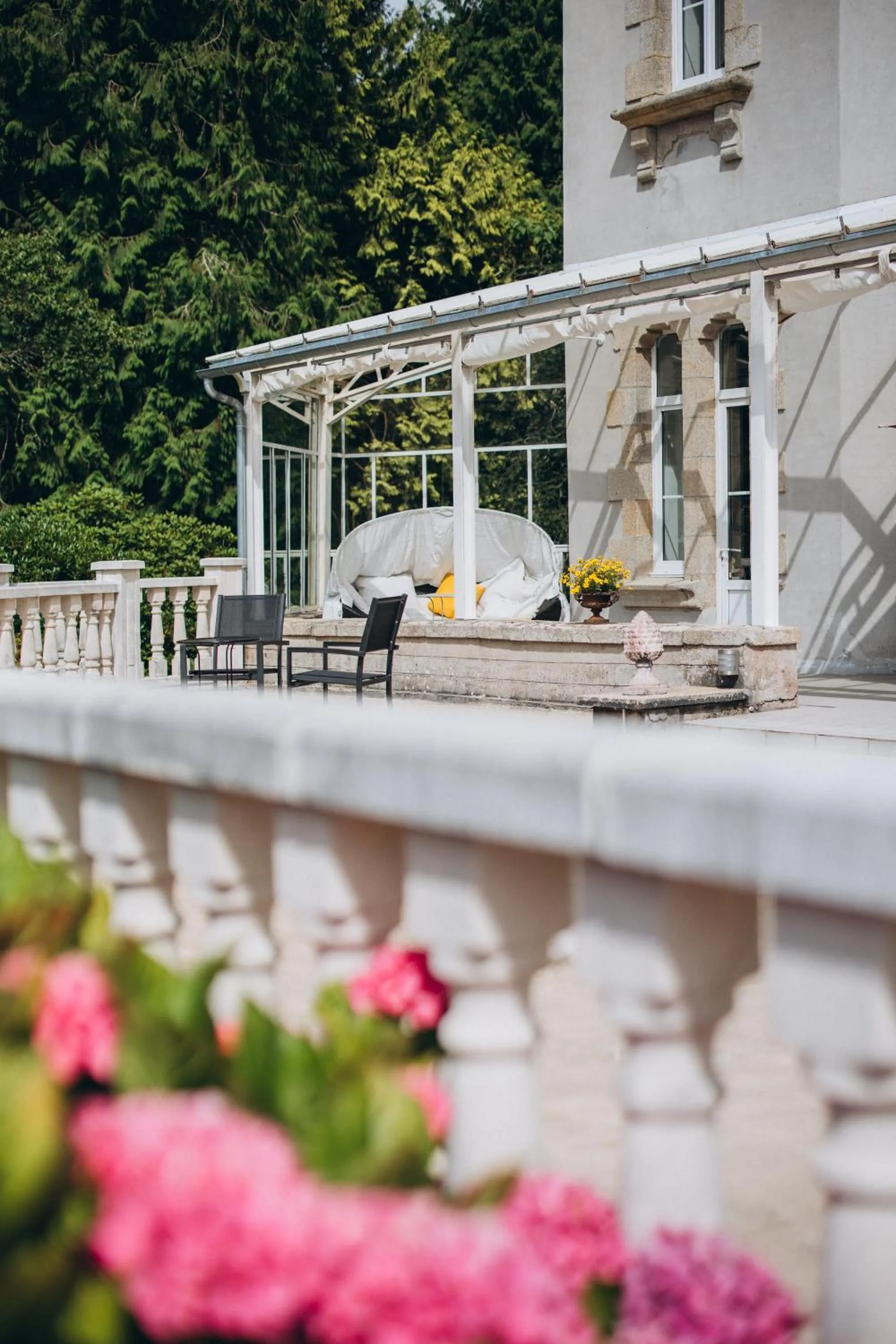 Patio in Château de KERVOAZEC - Chambres d'hôtes
