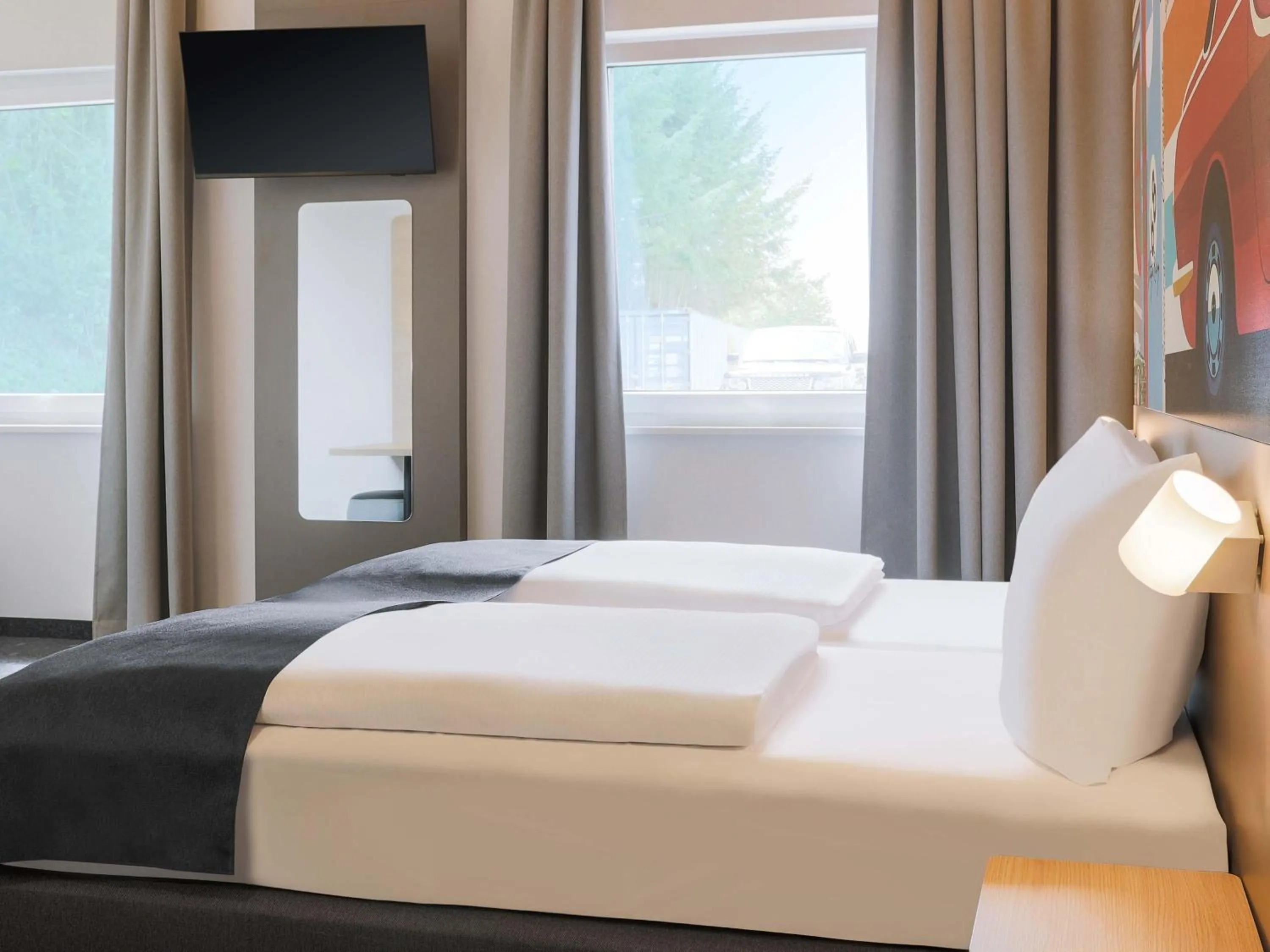 Photo of the whole room, Bed in B&B HOTEL Bruchsal-Karlsdorf