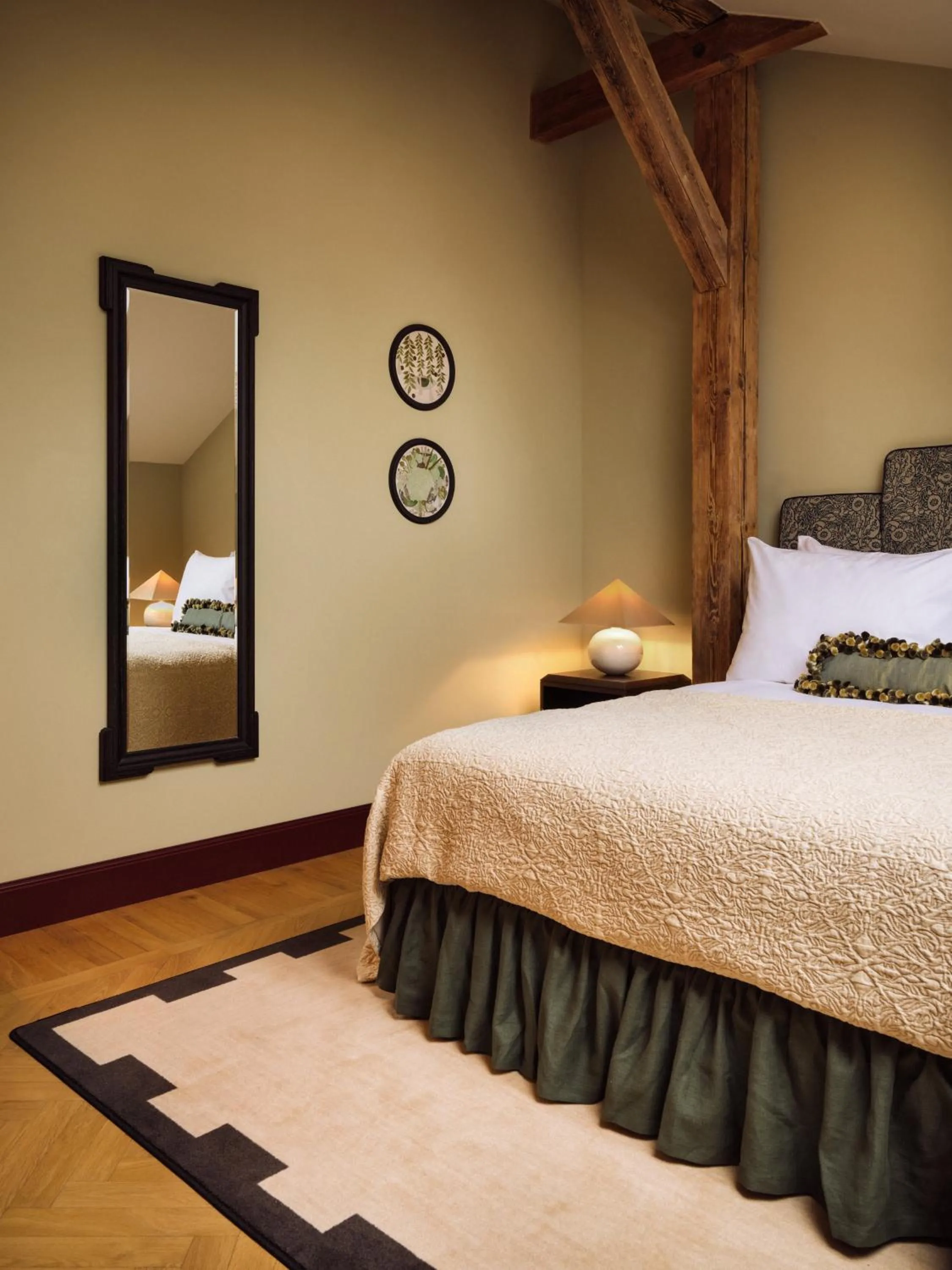 Bedroom, Bed in Sir Prague, part of Sircle Collection