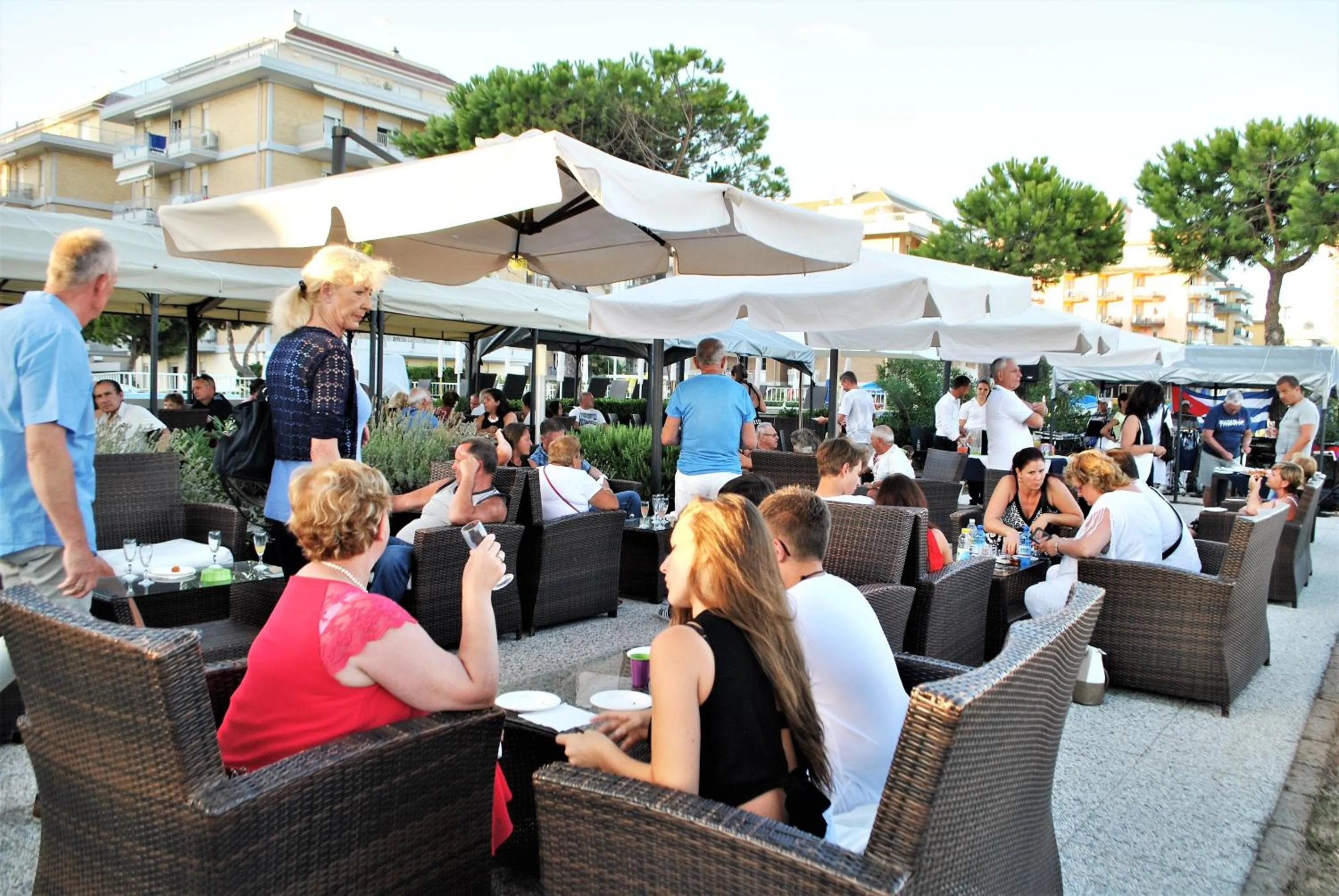 Evening entertainment in Hotel La Bussola