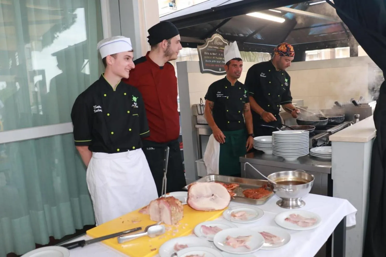 Food and drinks in Hotel La Bussola